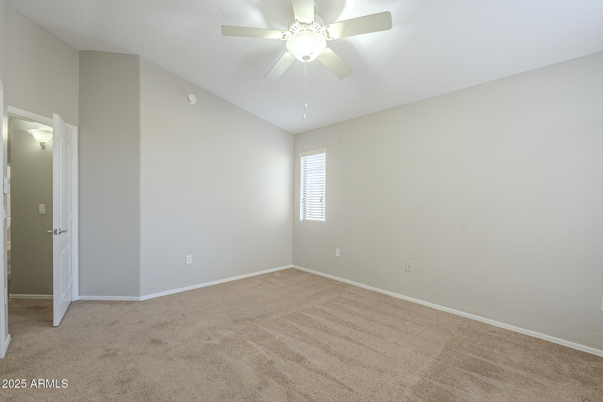 2250 E DEER VALLEY Road 48