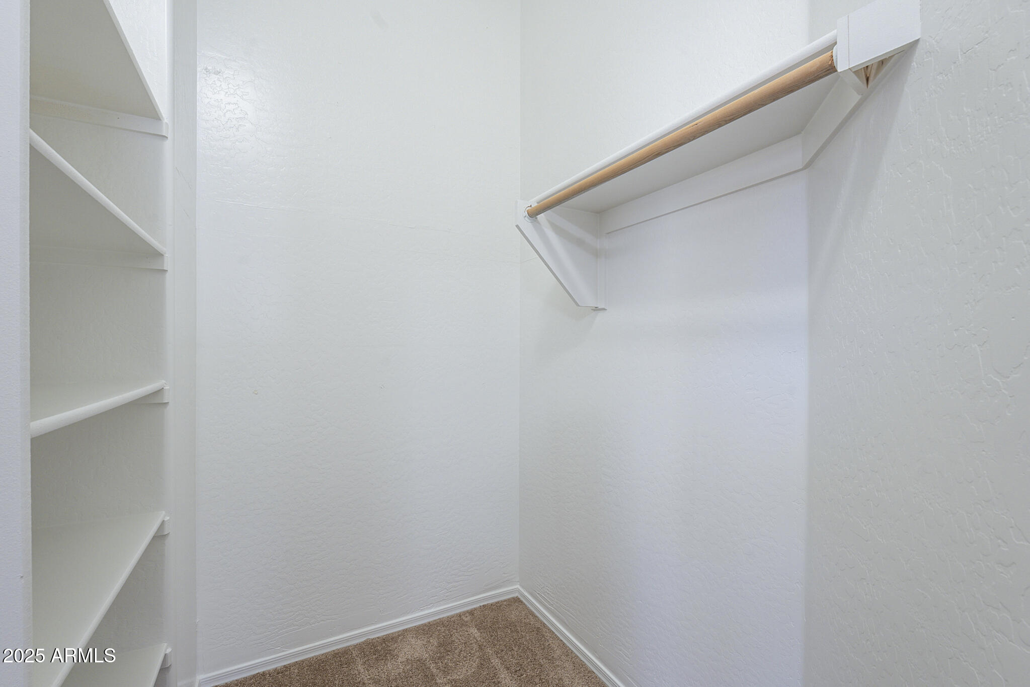 2250 E DEER VALLEY Road 48