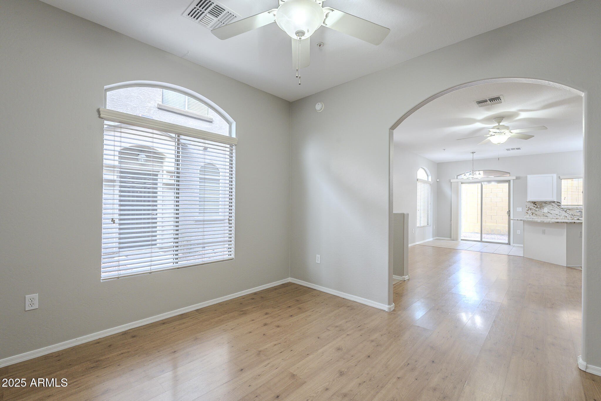 2250 E DEER VALLEY Road 48