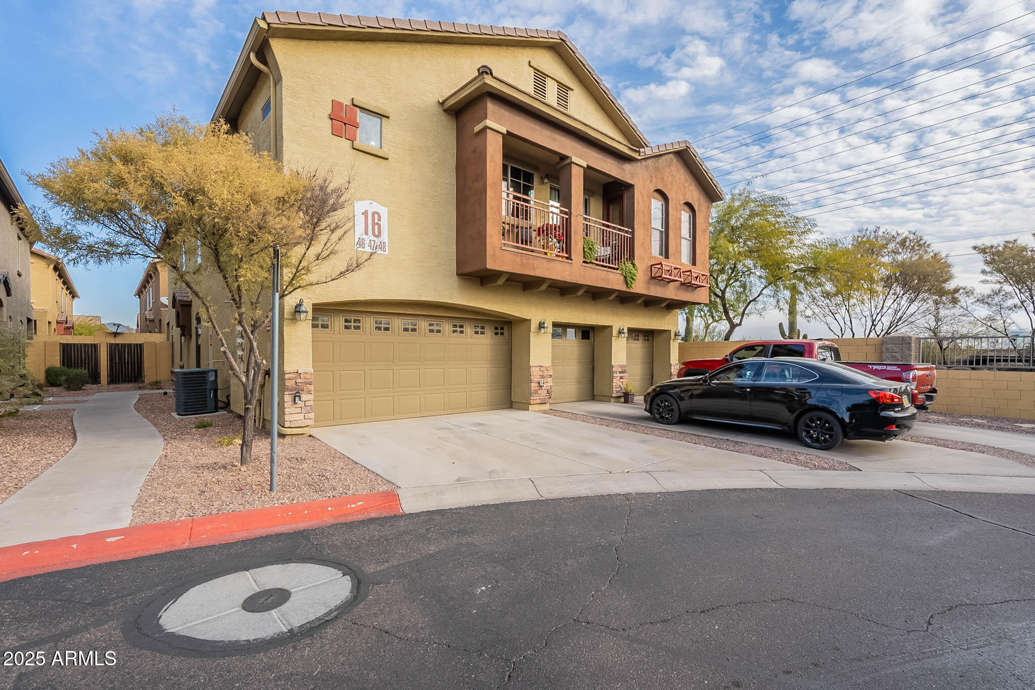 2250 E DEER VALLEY Road 48