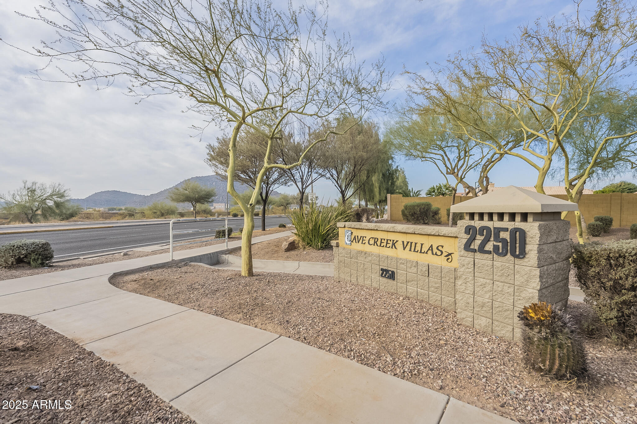 2250 E DEER VALLEY Road 48