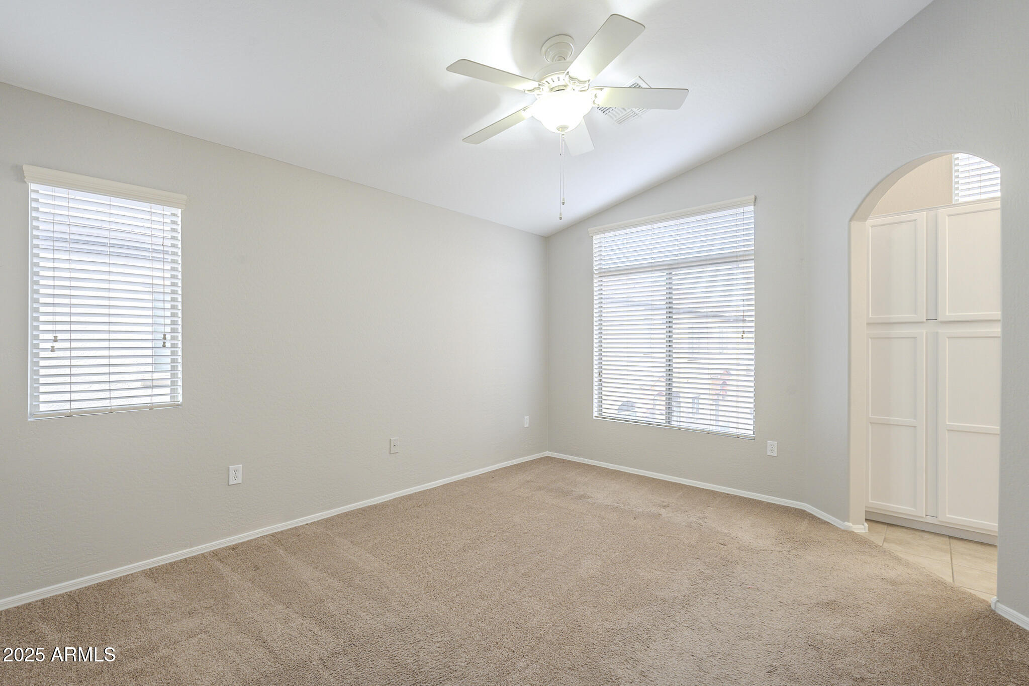 2250 E DEER VALLEY Road 48