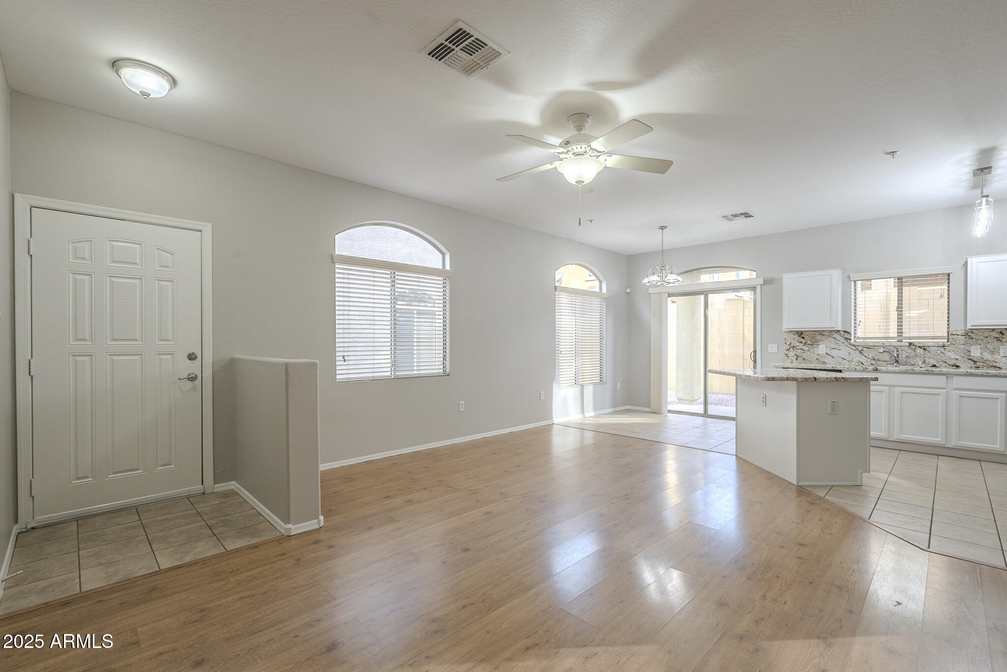 2250 E DEER VALLEY Road 48