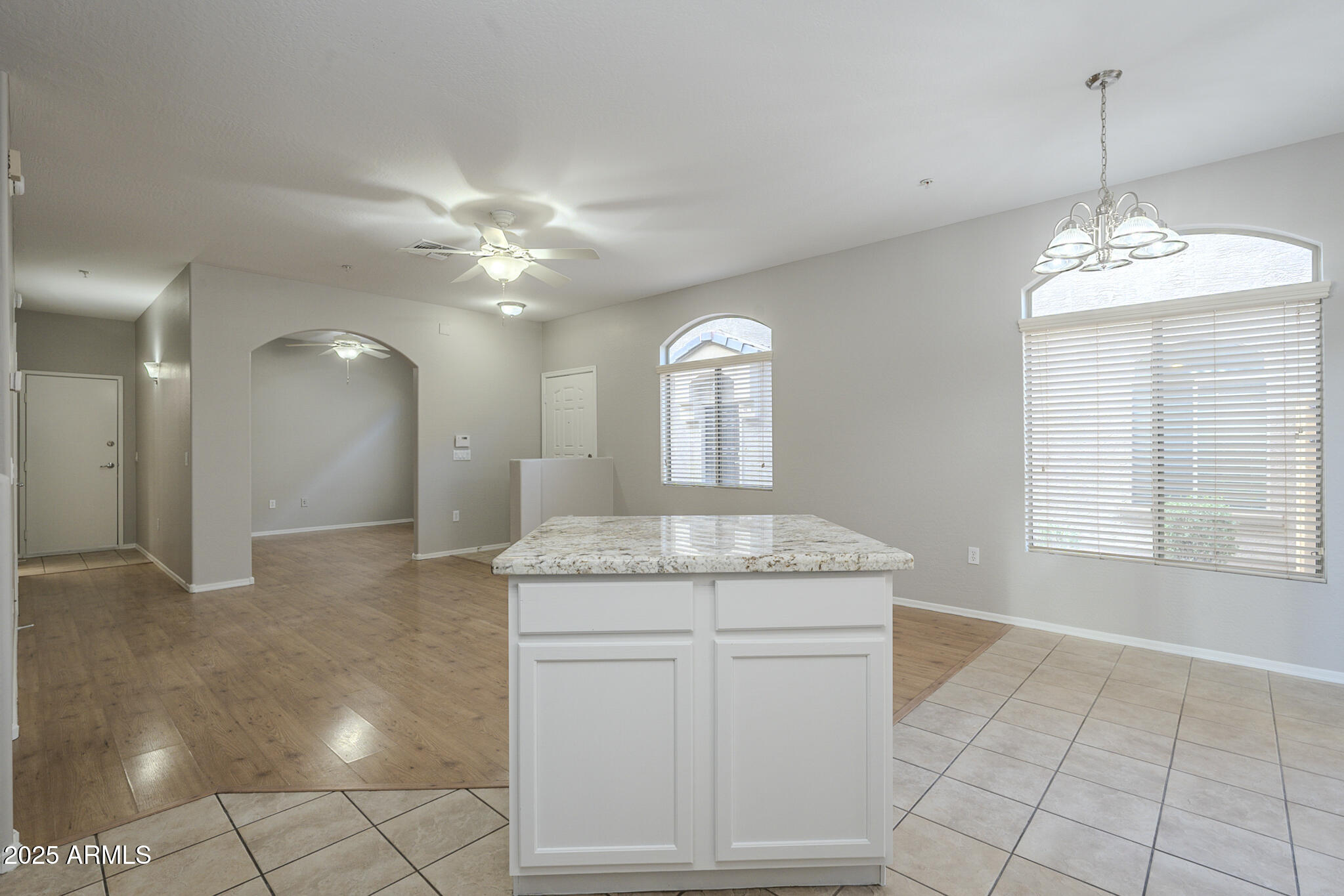 2250 E DEER VALLEY Road 48