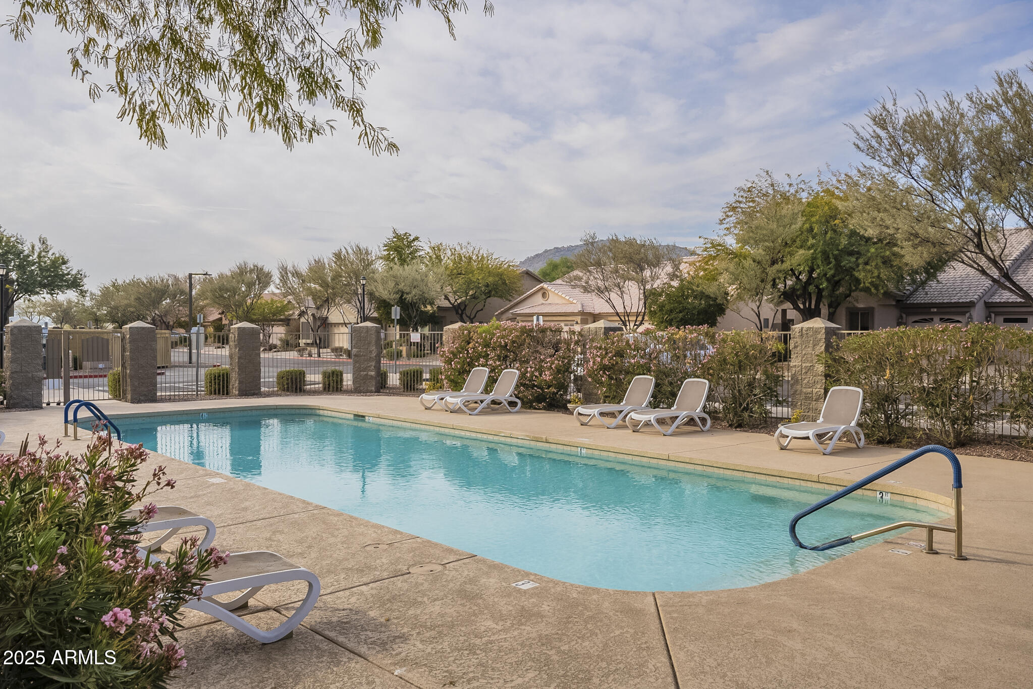2250 E DEER VALLEY Road 48