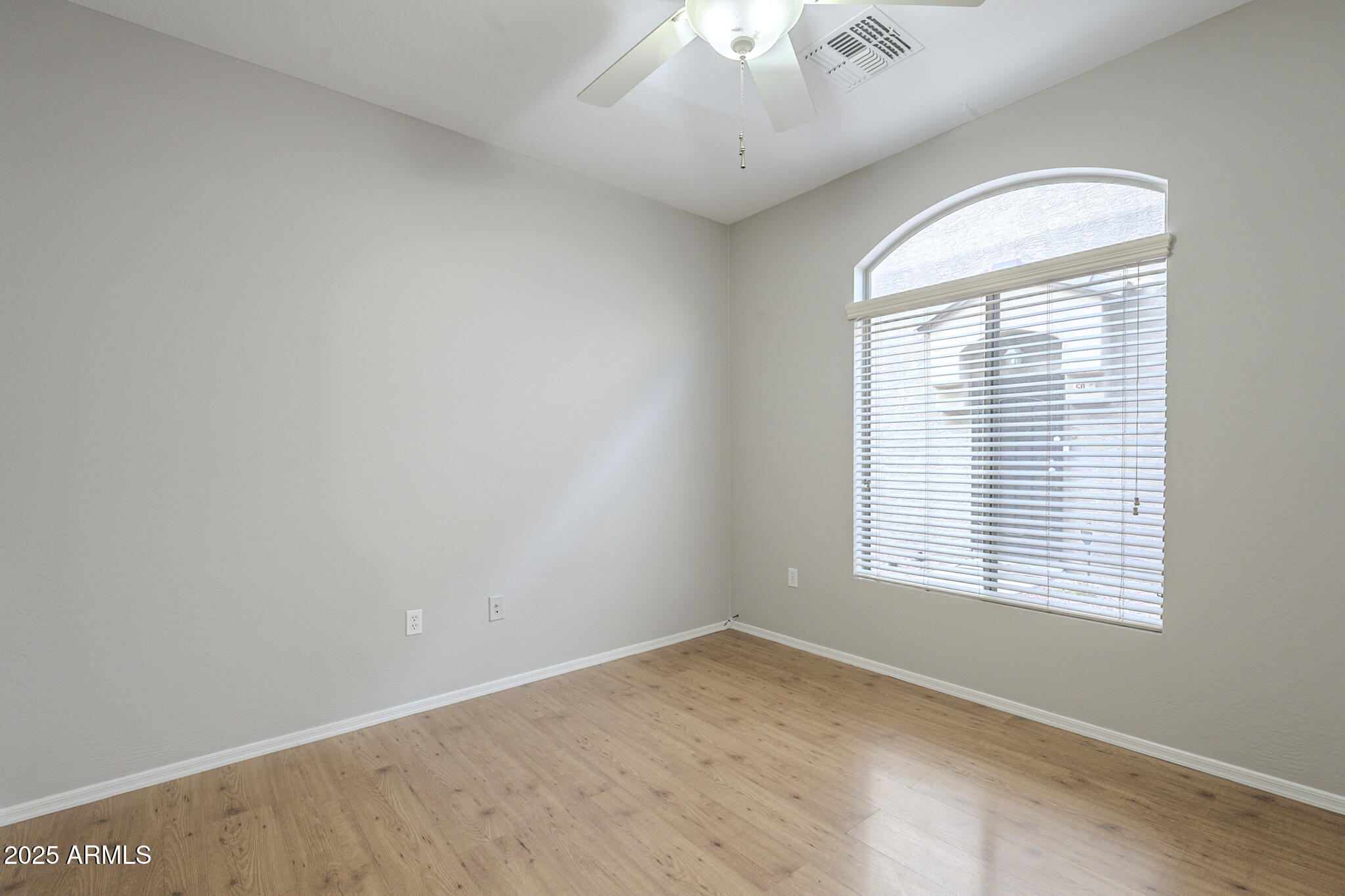 2250 E DEER VALLEY Road 48