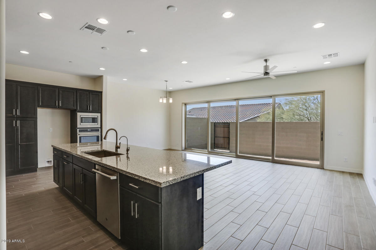 7351 E CASITAS DEL RIO Drive