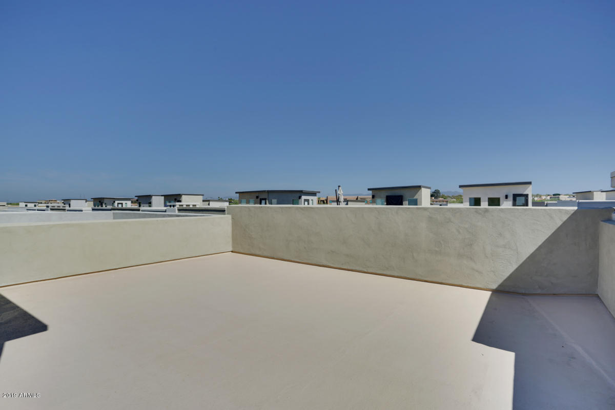 7351 E CASITAS DEL RIO Drive