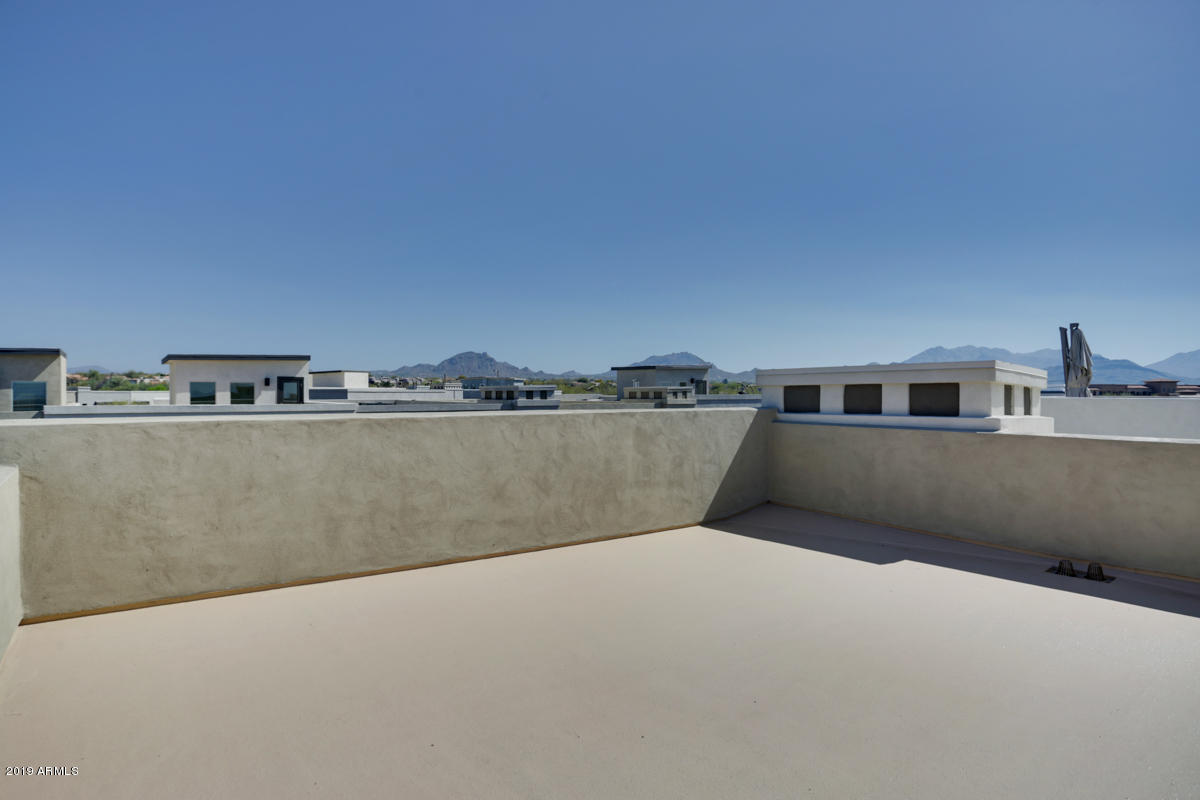 7351 E CASITAS DEL RIO Drive
