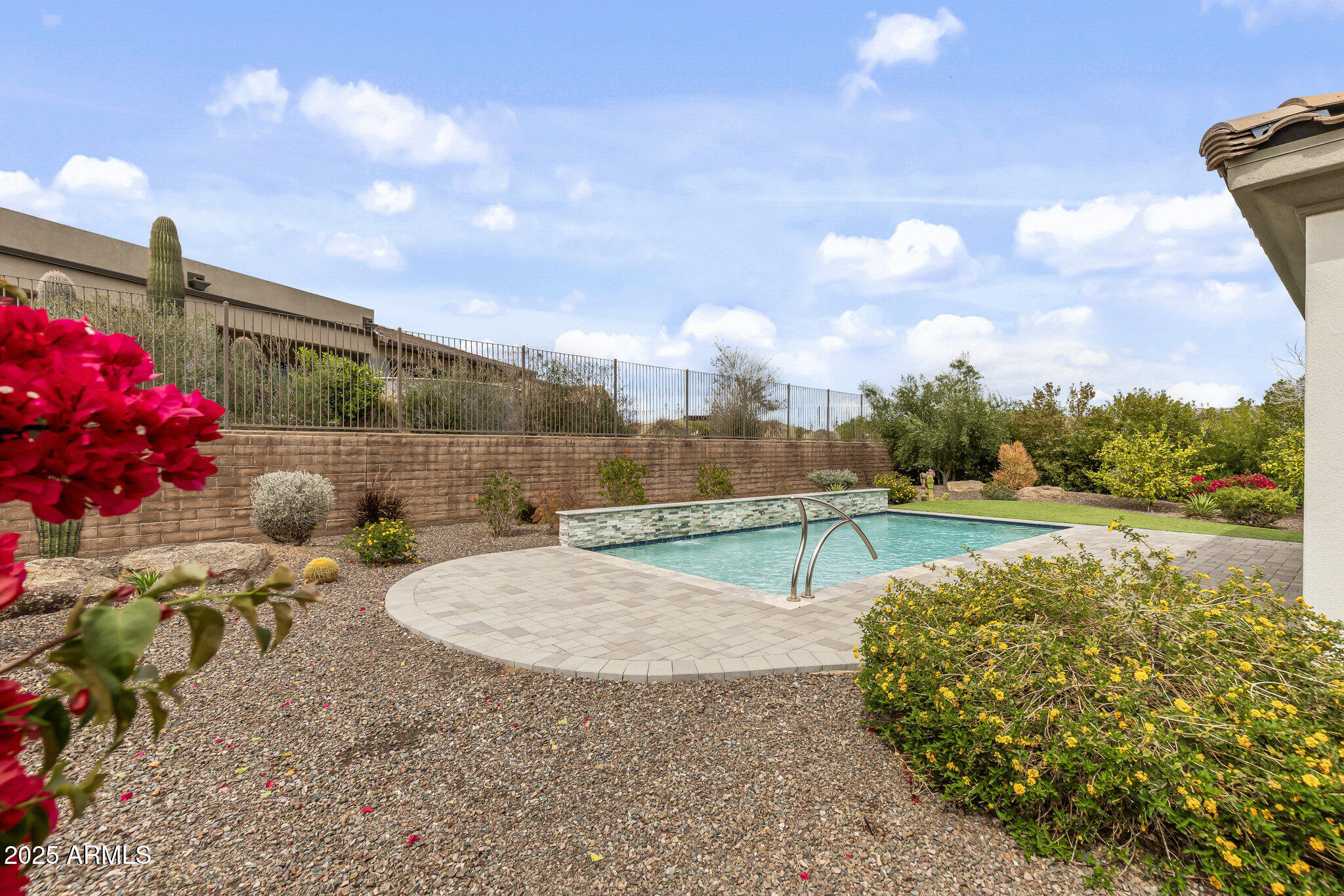 28210 N CROOK Court