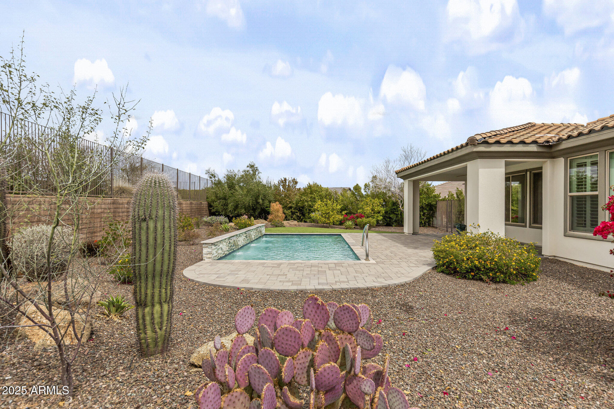 28210 N CROOK Court