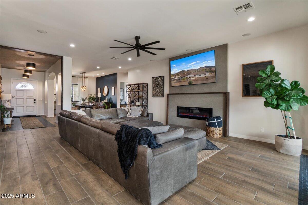 20715 E WATFORD Drive