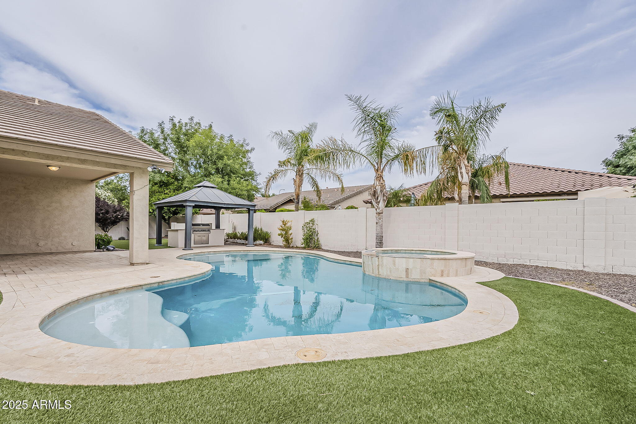4067 S WHITE Drive