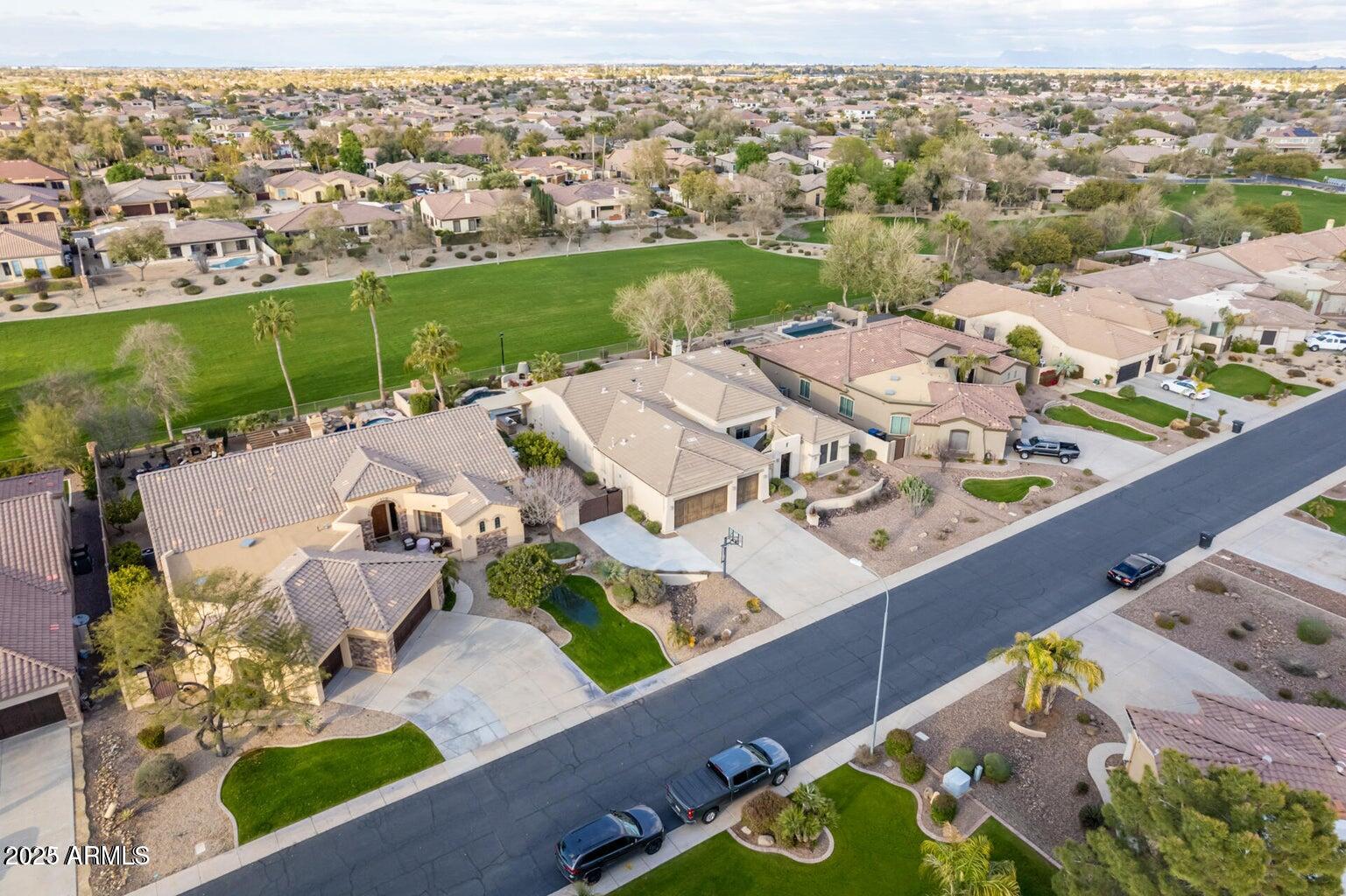 654 E COUNTY DOWN Drive