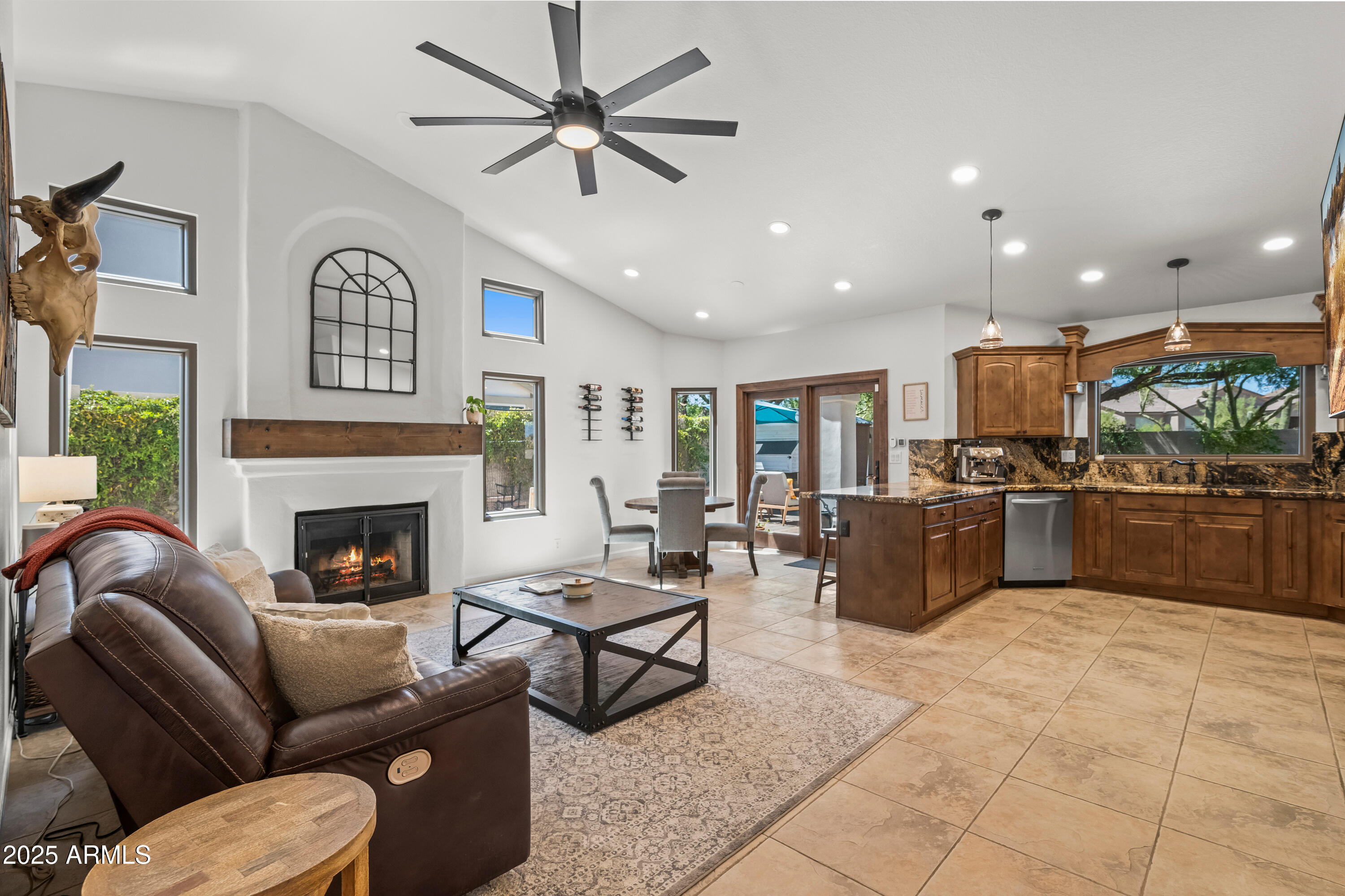 4507 E DUANE Lane