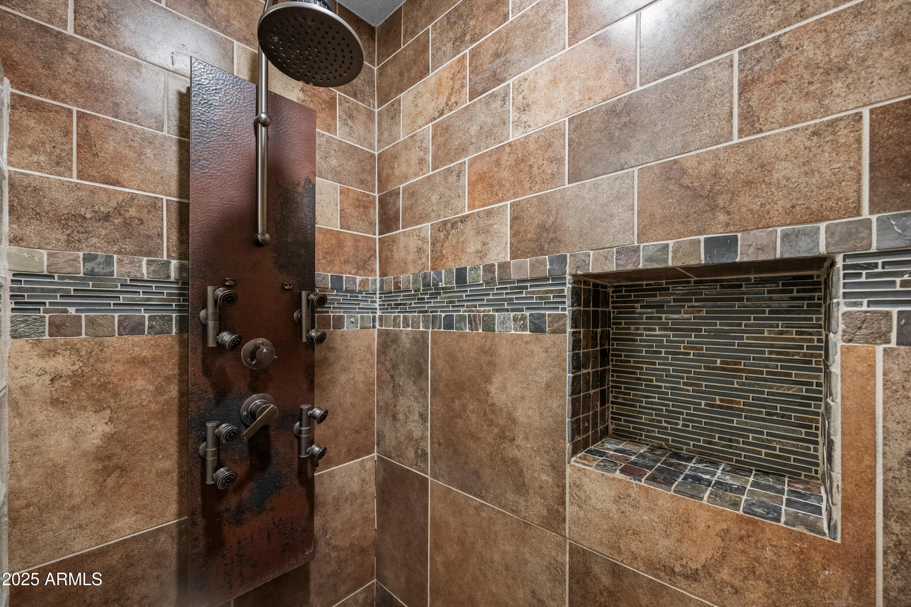 4507 E DUANE Lane