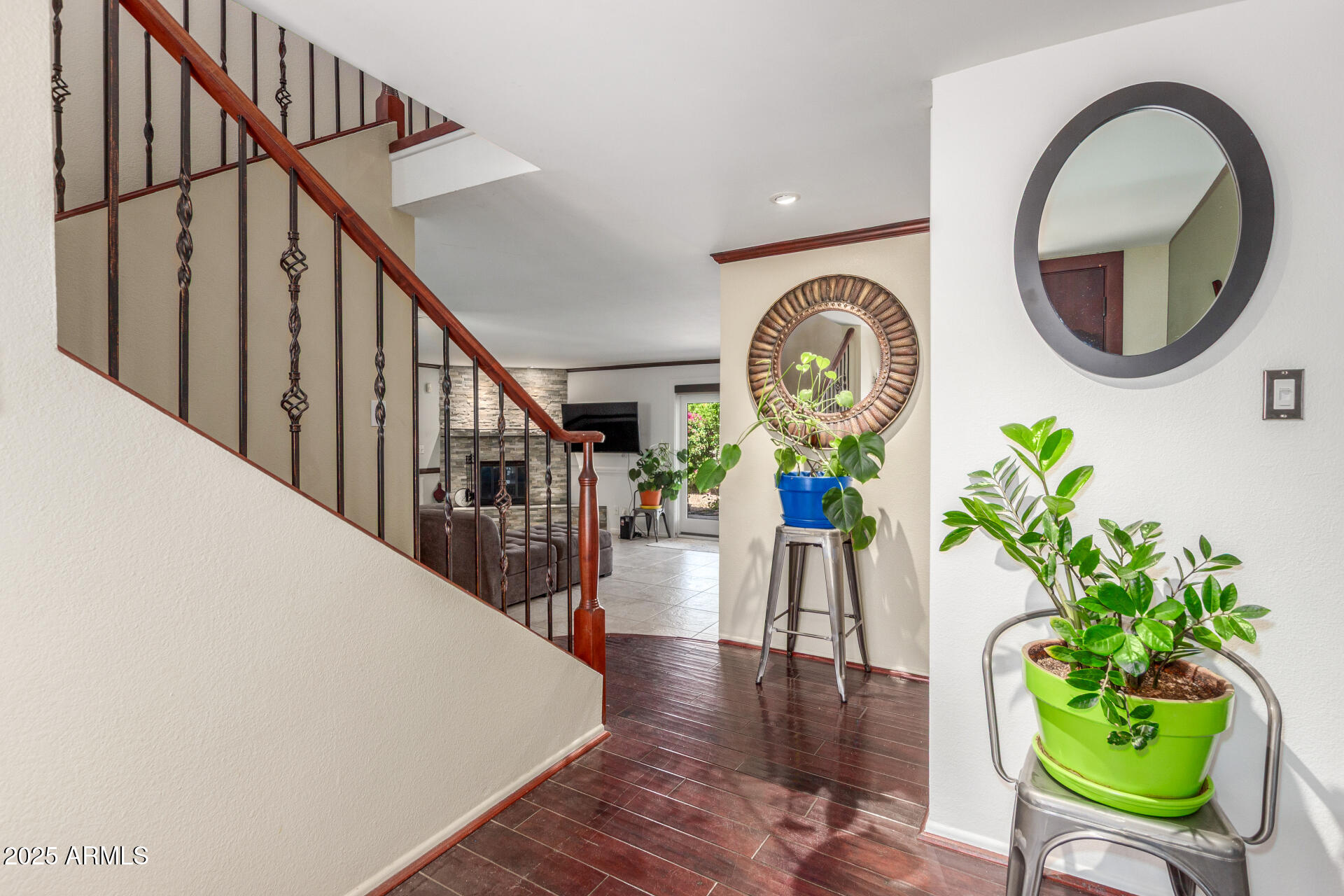 5617 S PIRATES COVE Road