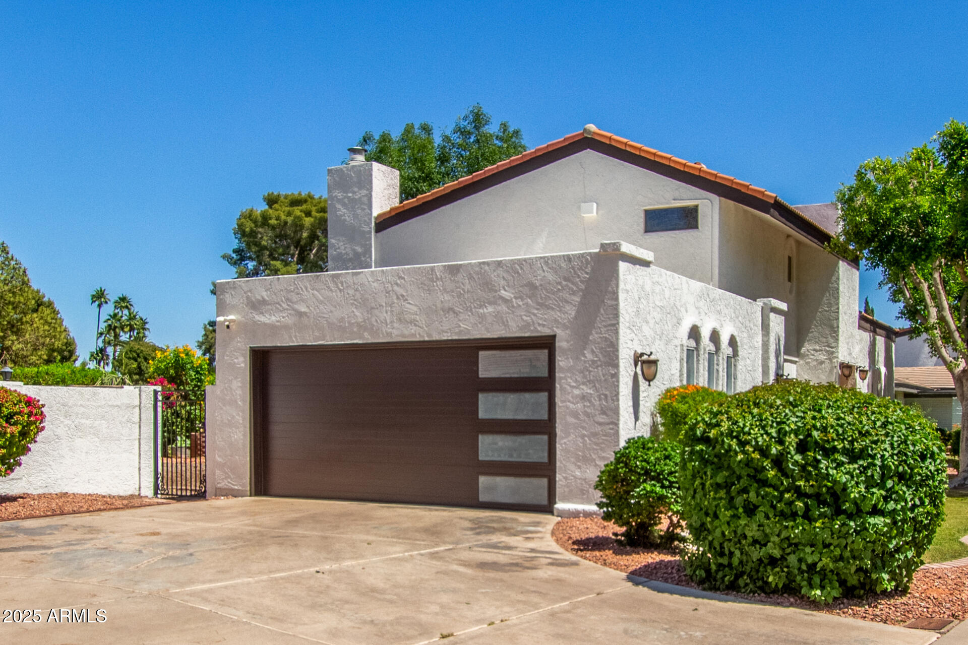 5617 S PIRATES COVE Road