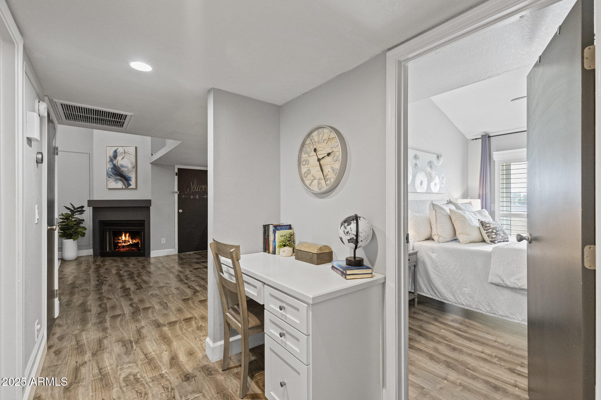 2020 W UNION HILLS Drive 260