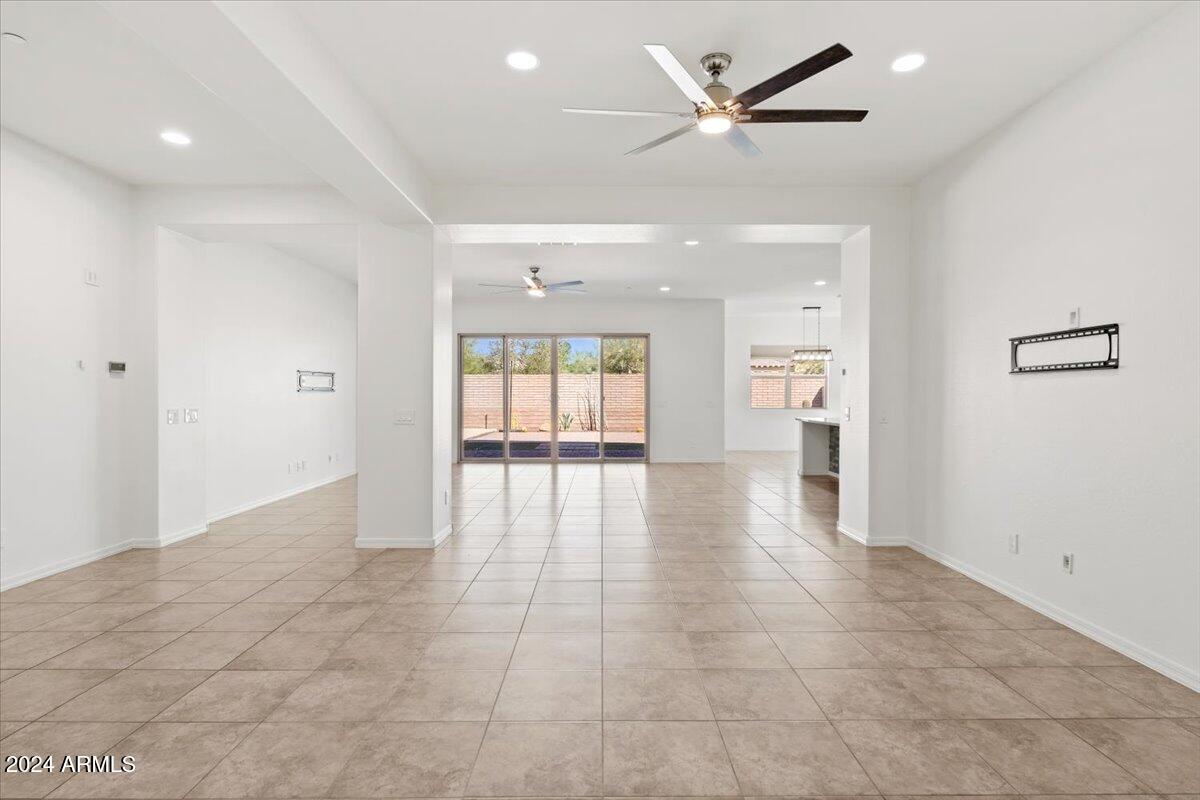 11856 W LONE TREE Trail