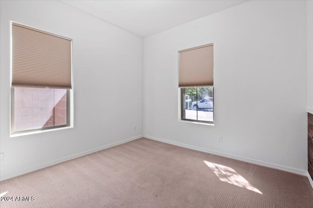 11856 W LONE TREE Trail