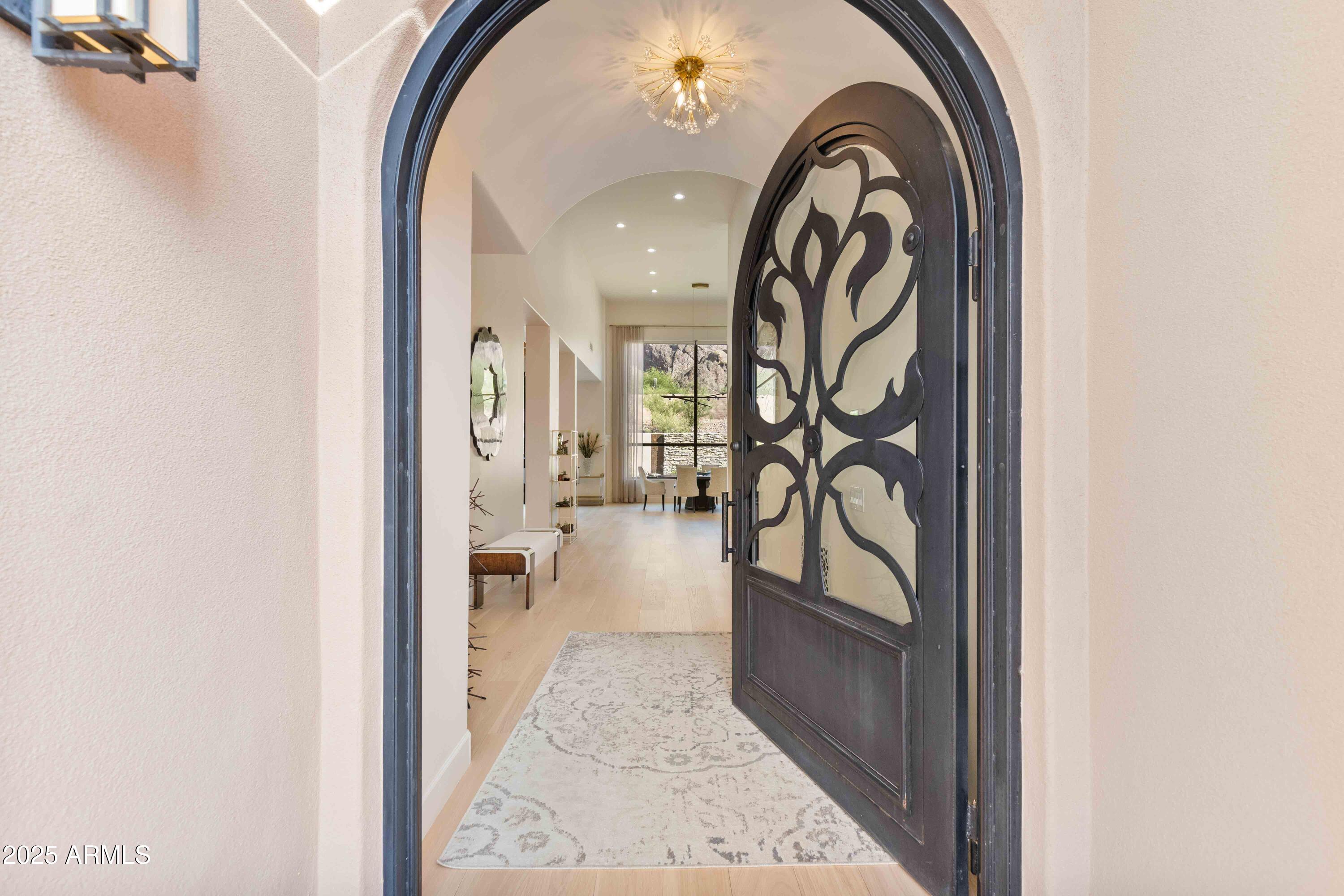 5984 N ECHO CANYON Drive