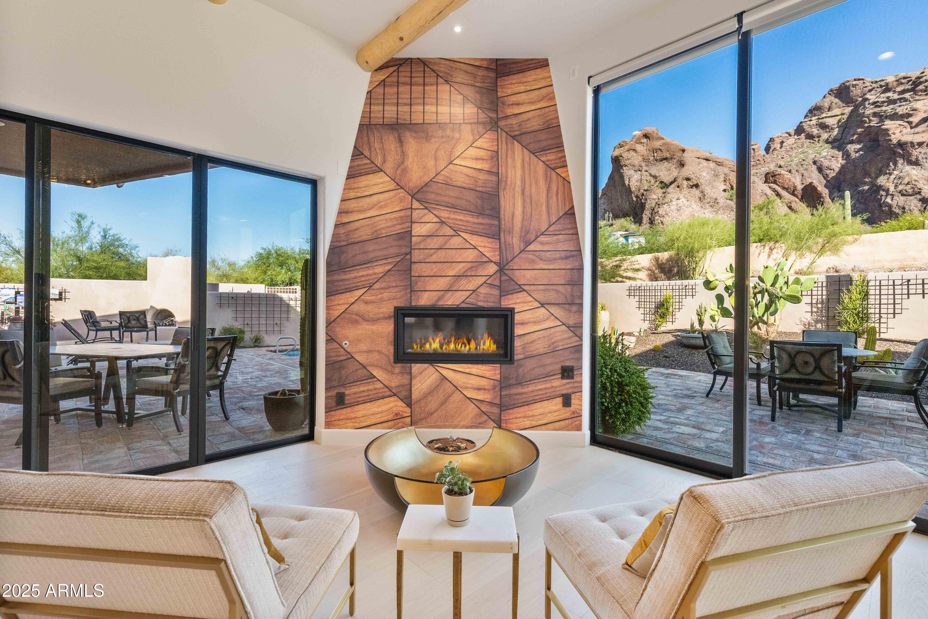 5984 N ECHO CANYON Drive