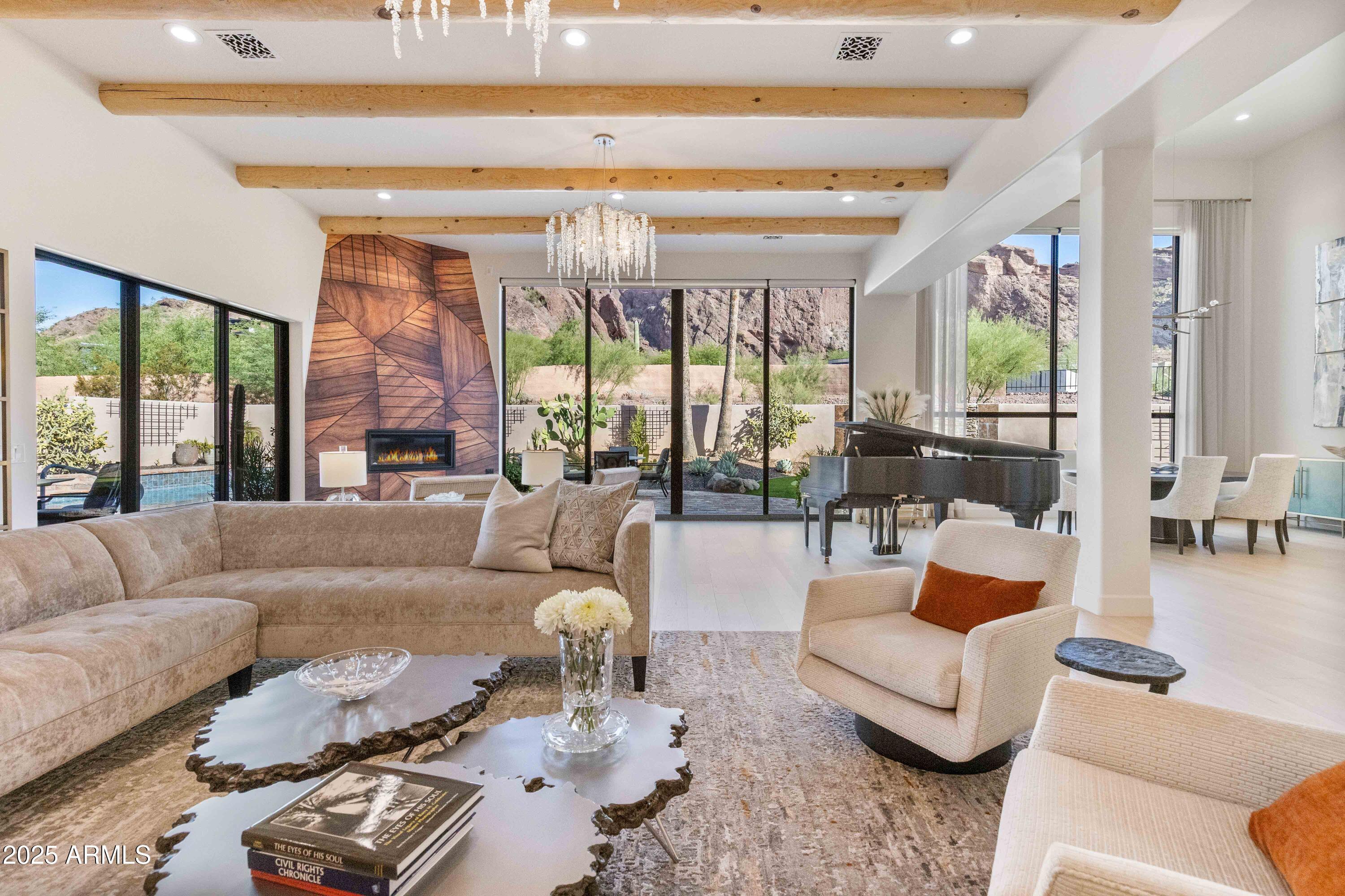 5984 N ECHO CANYON Drive