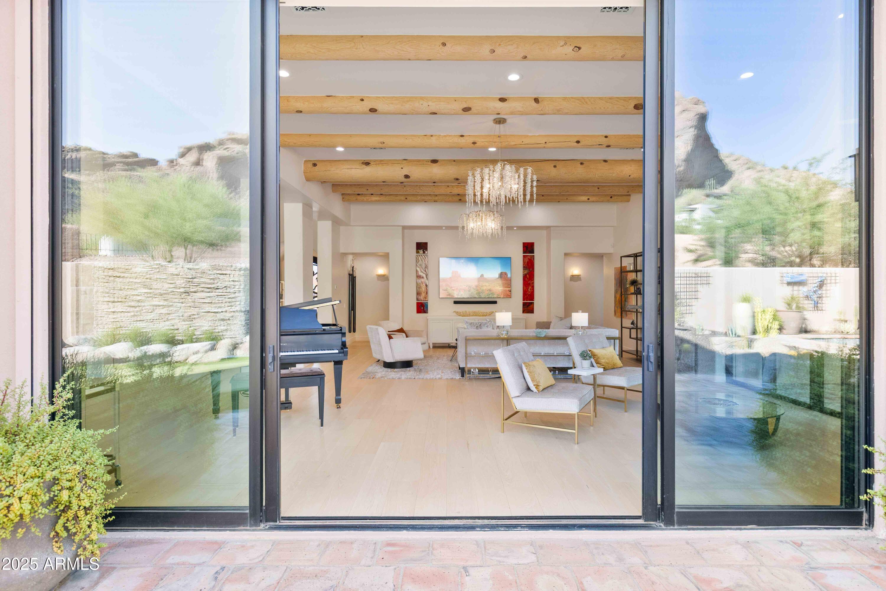 5984 N ECHO CANYON Drive