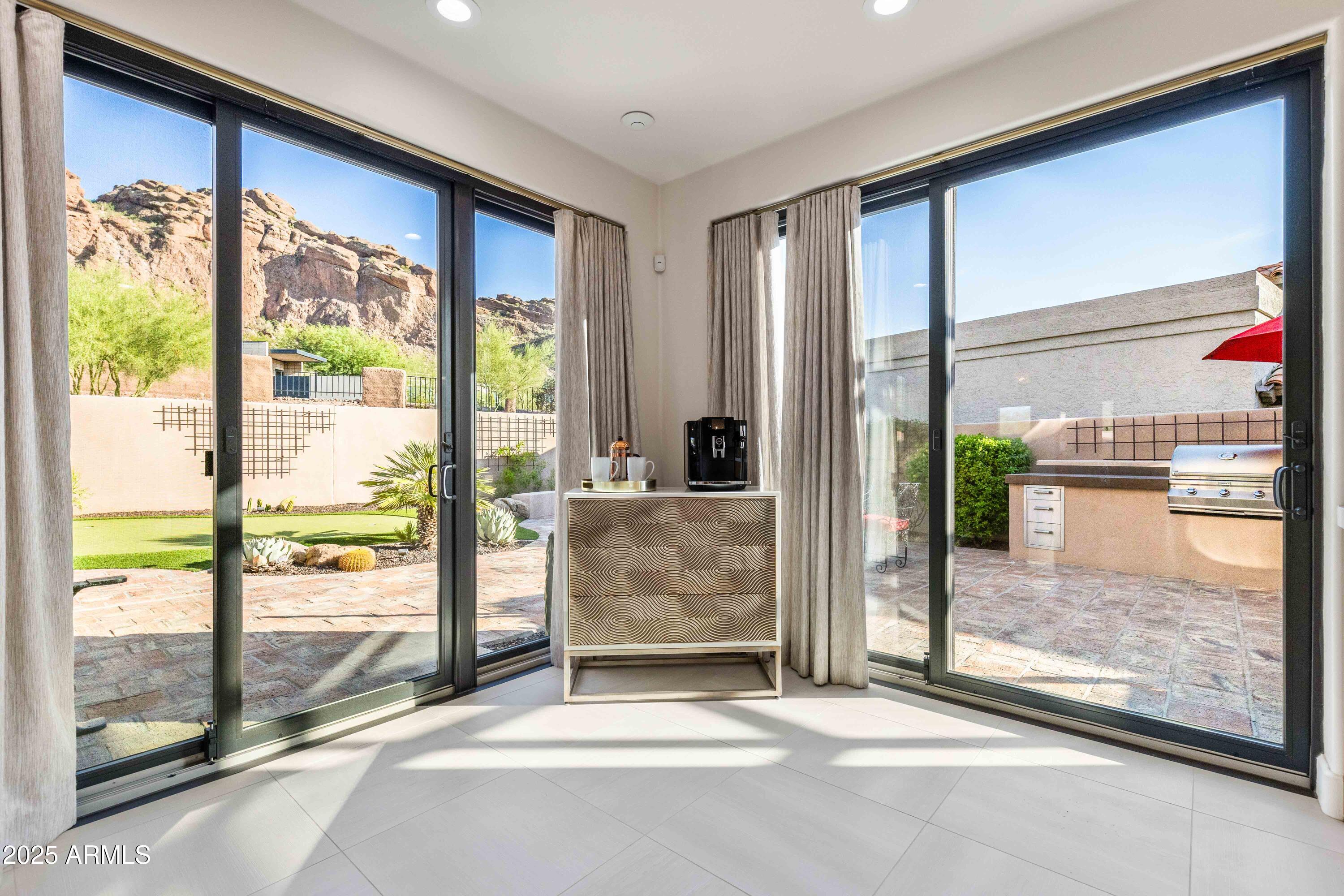 5984 N ECHO CANYON Drive