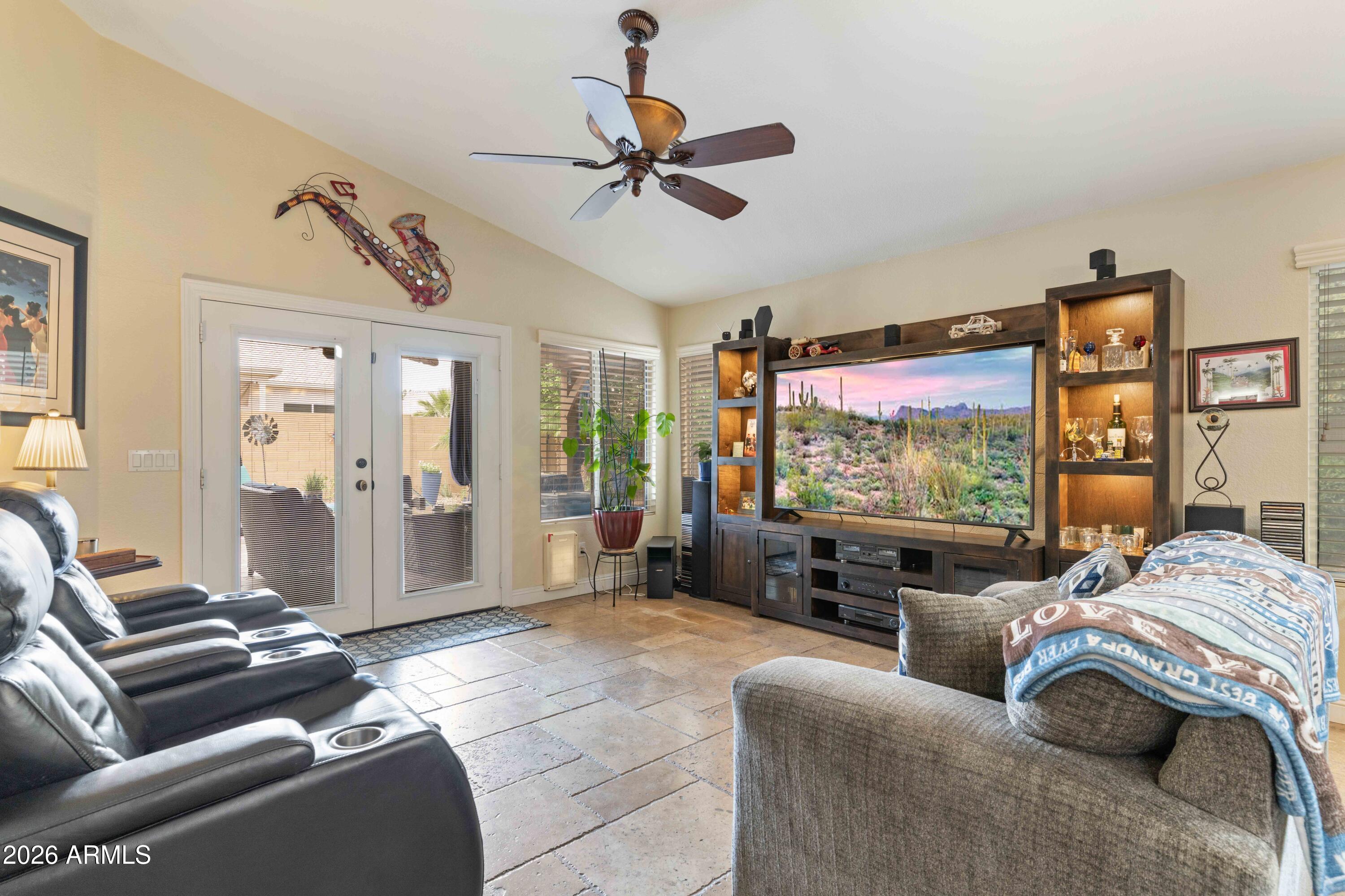 1566 N ROCKWELL Court