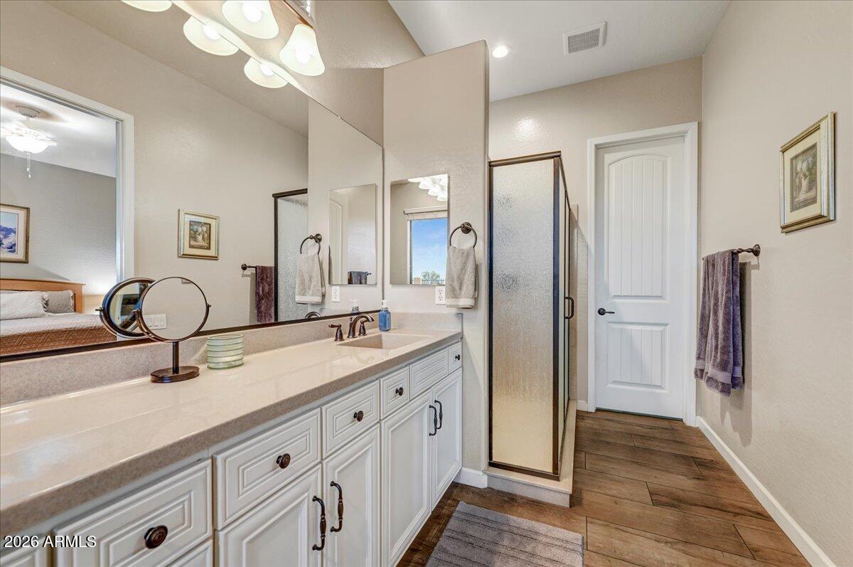 9155 E LEONORA Street