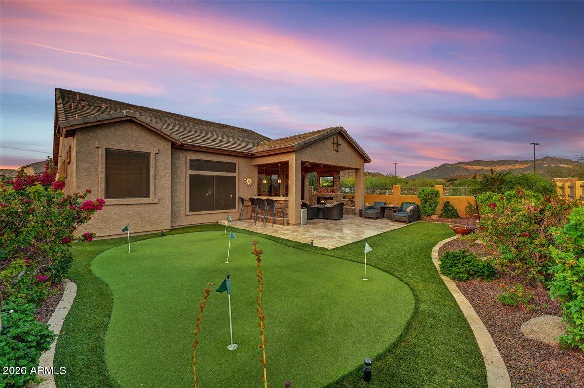 9155 E LEONORA Street