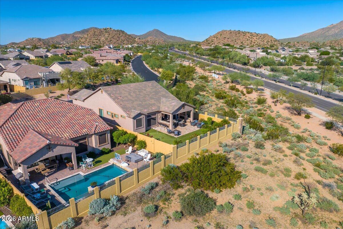 9155 E LEONORA Street