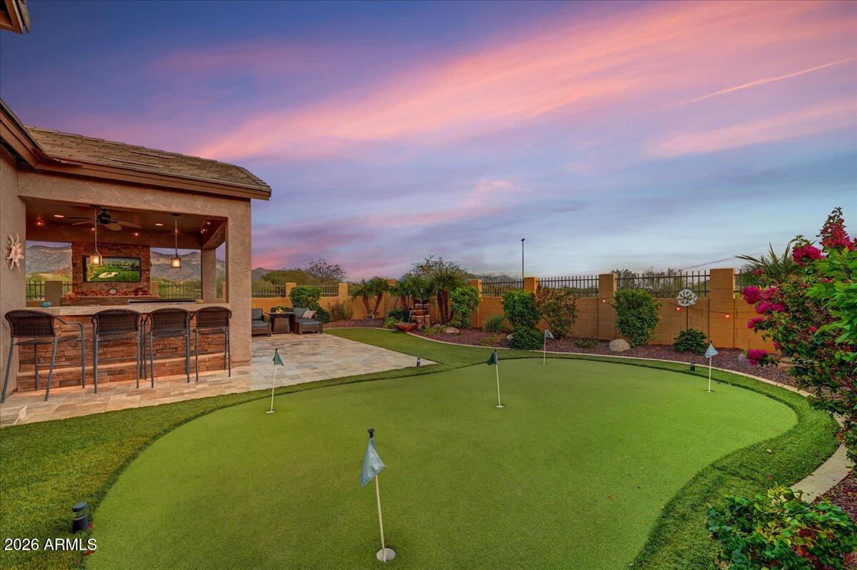 9155 E LEONORA Street