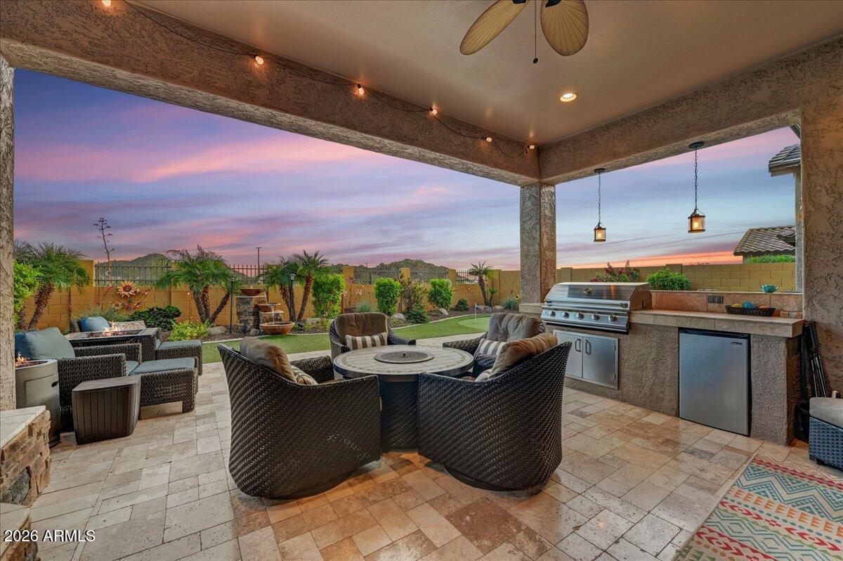 9155 E LEONORA Street