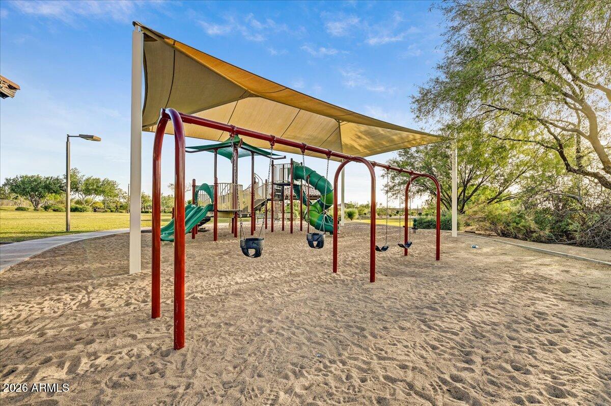 9155 E LEONORA Street