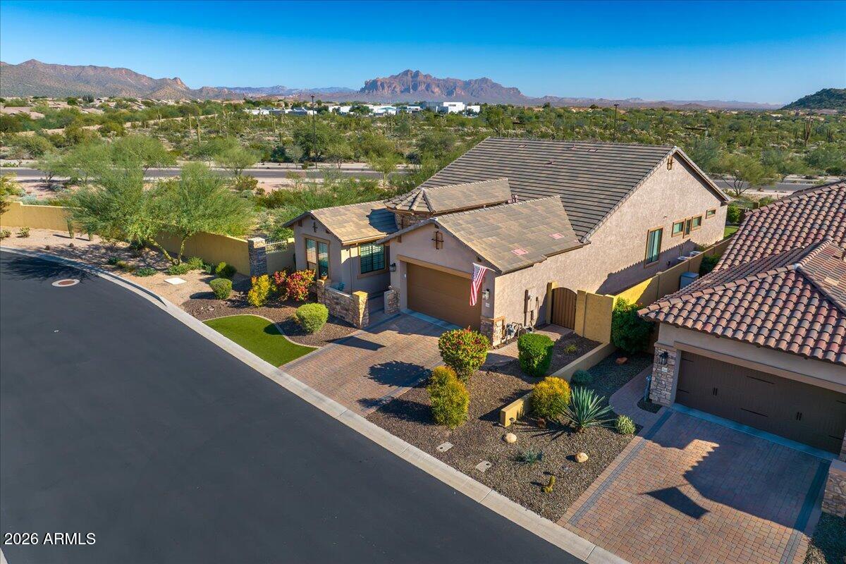 9155 E LEONORA Street