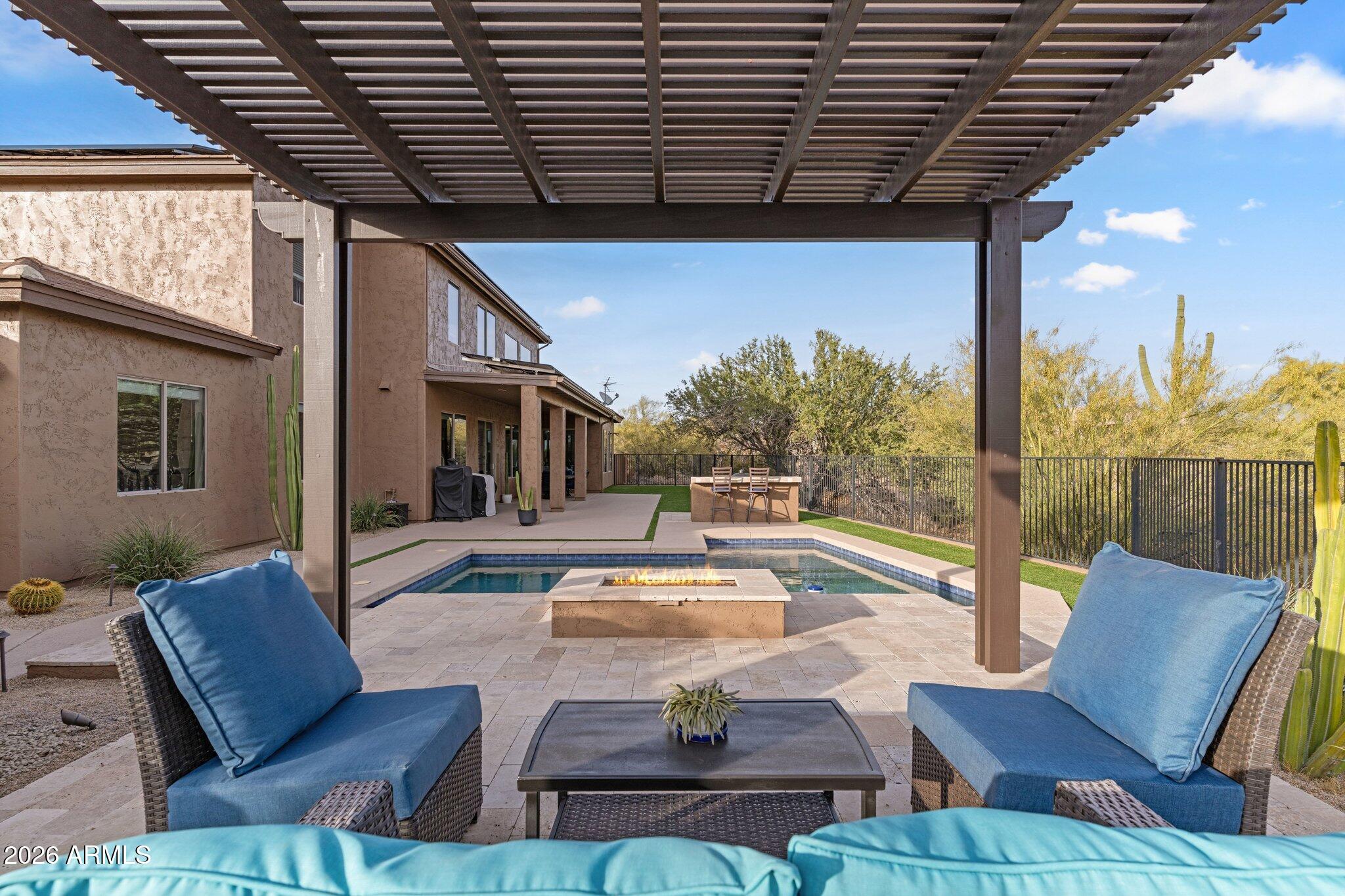 5869 E HEDGEHOG Place