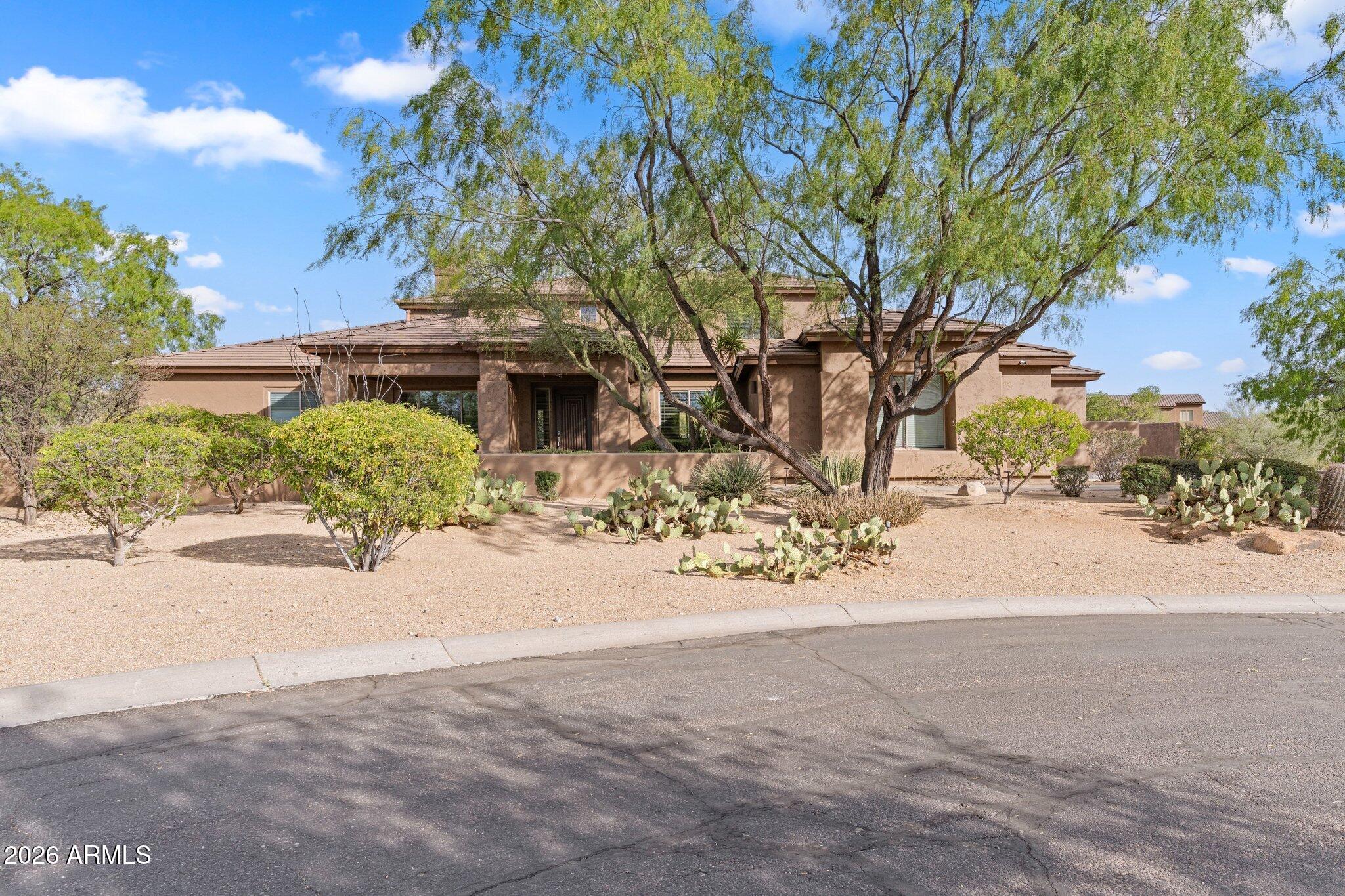 5869 E HEDGEHOG Place