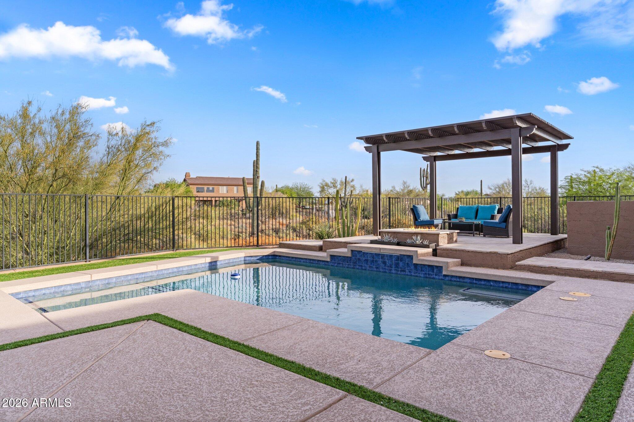 5869 E HEDGEHOG Place