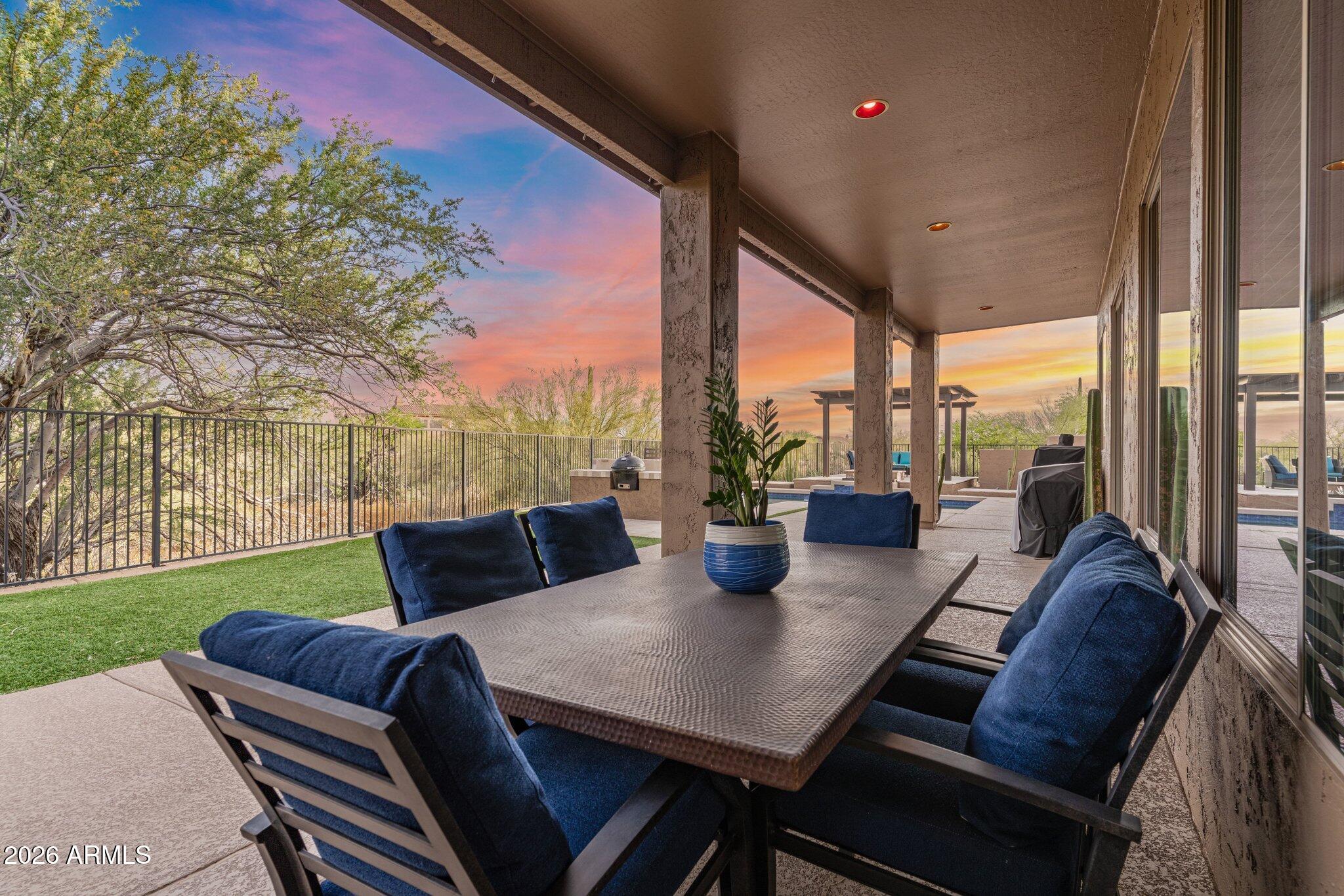 5869 E HEDGEHOG Place