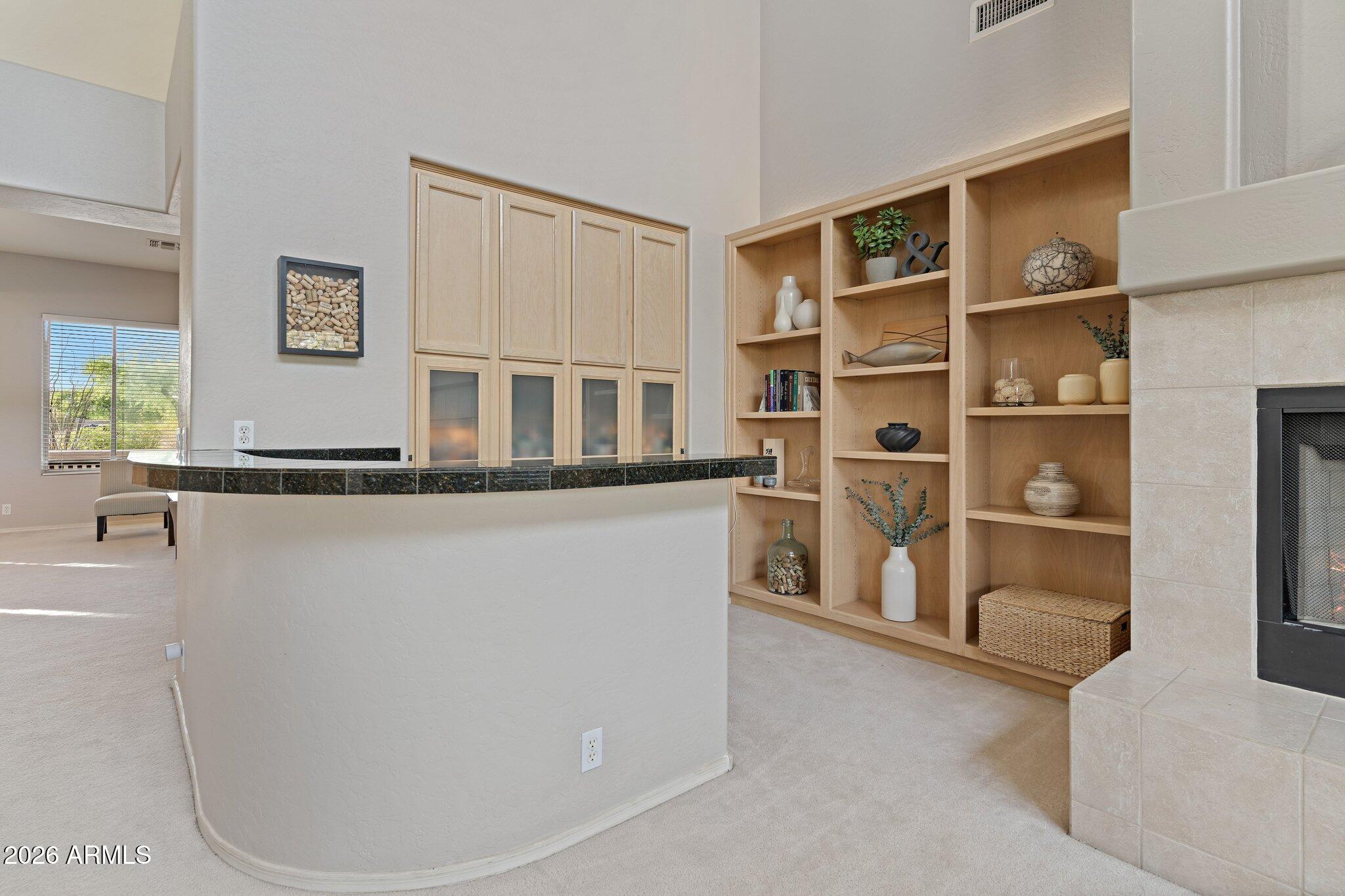 5869 E HEDGEHOG Place