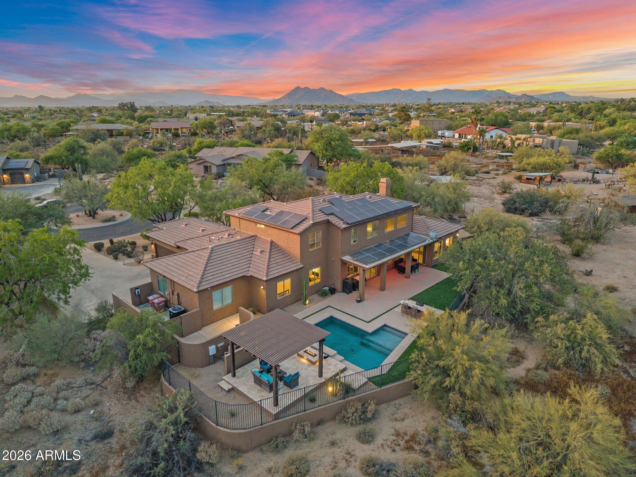 5869 E HEDGEHOG Place