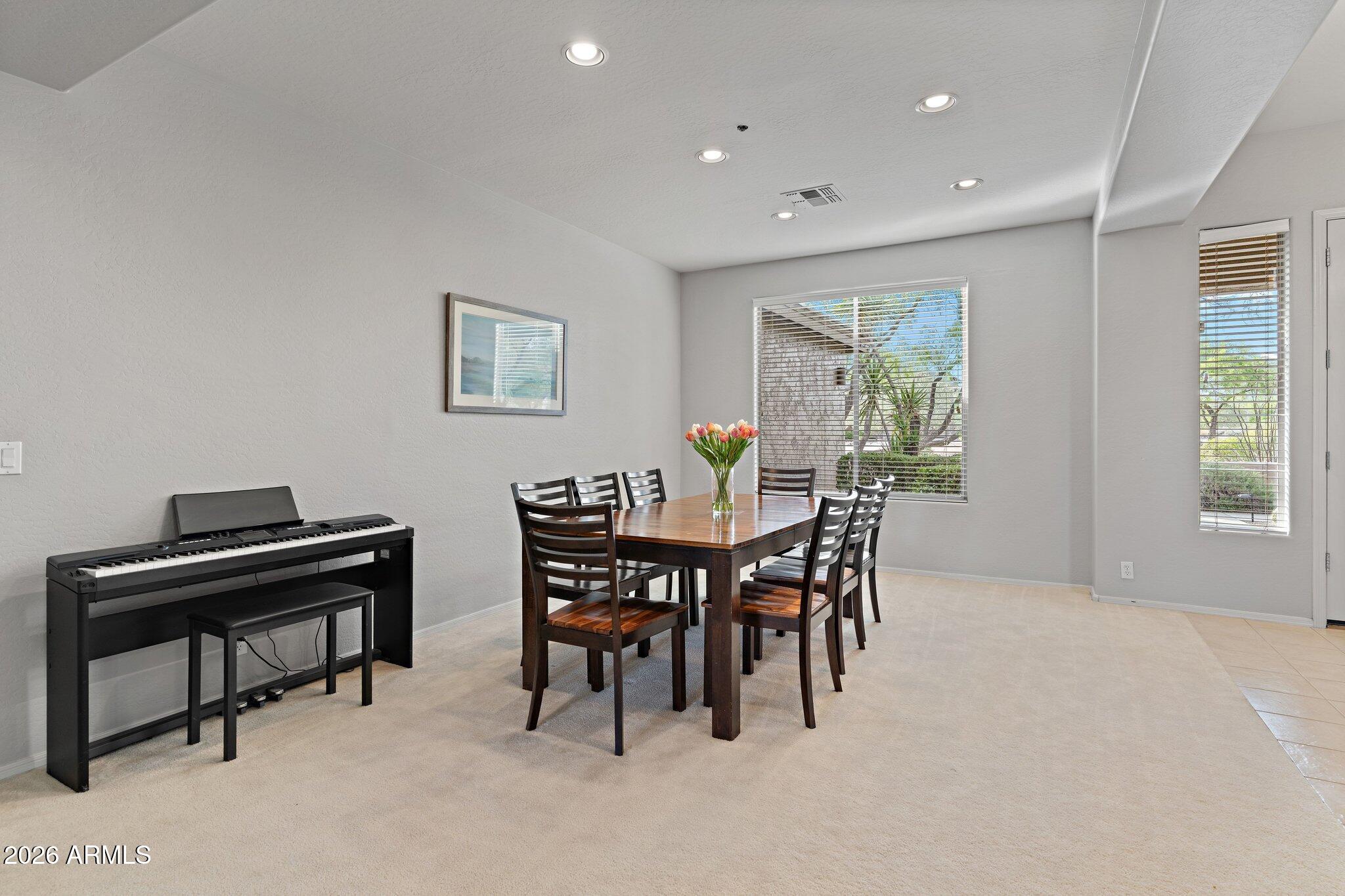 5869 E HEDGEHOG Place