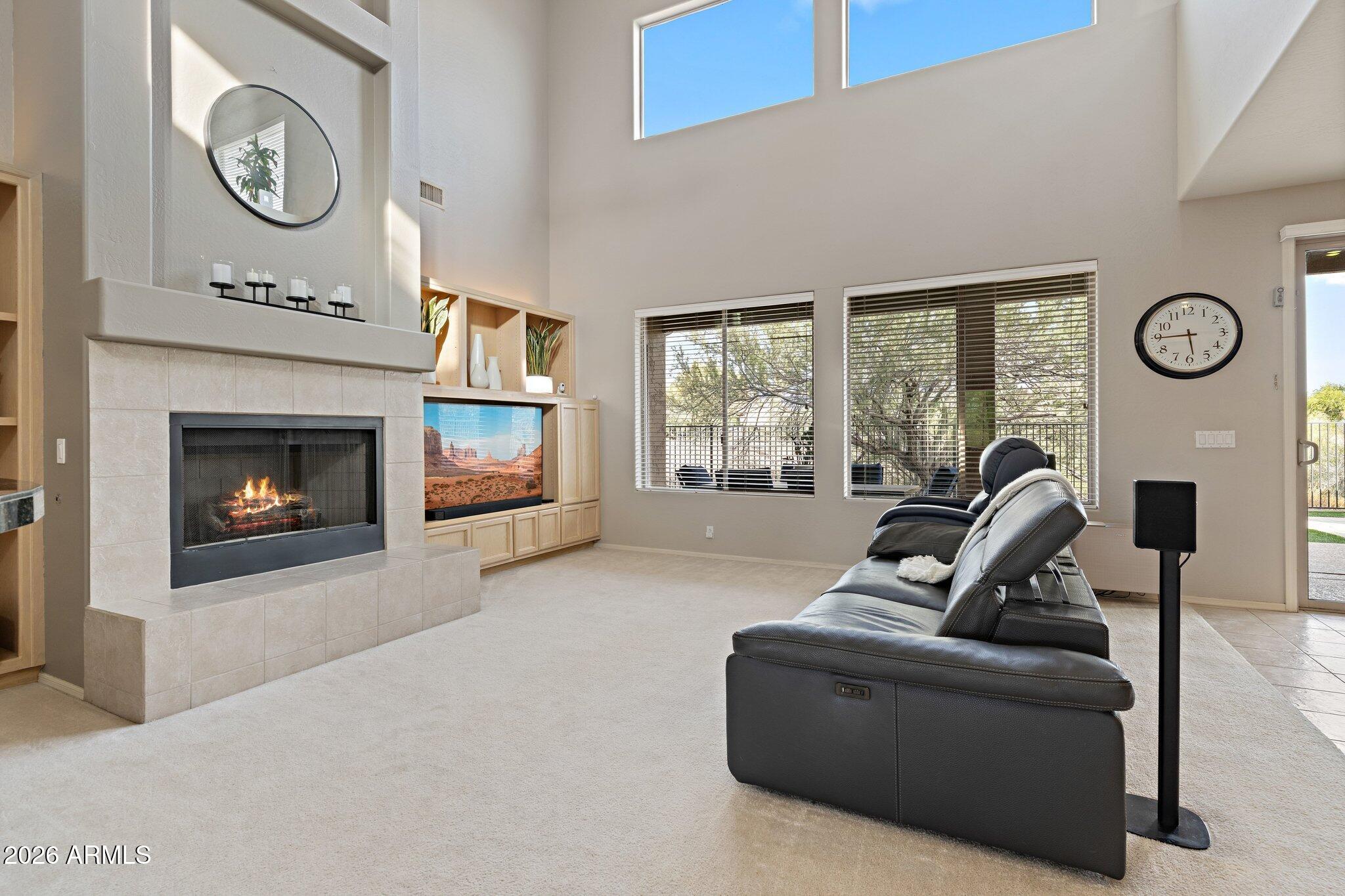 5869 E HEDGEHOG Place