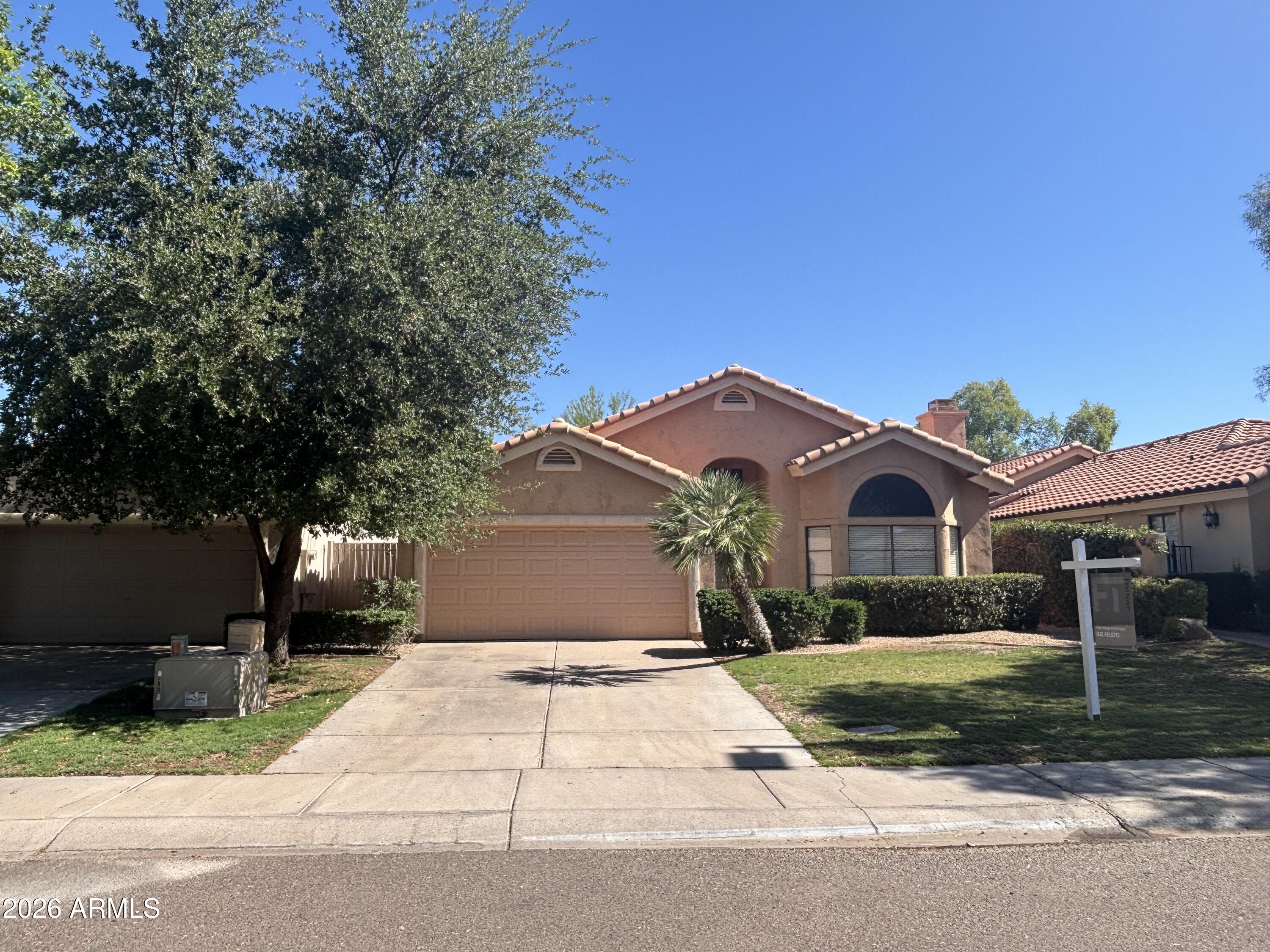 9584 E WINDROSE Drive