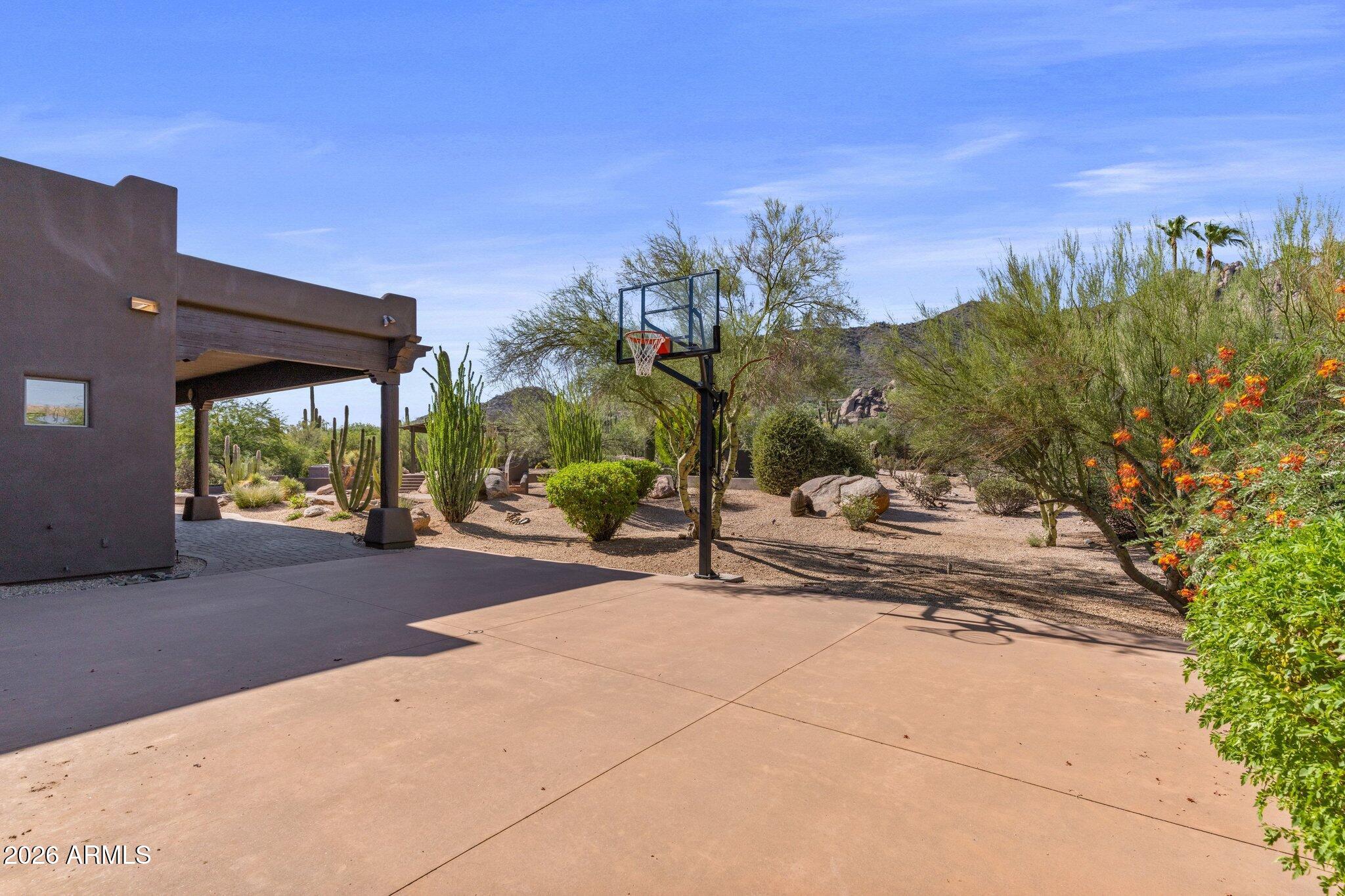 6832 E STAGECOACH PASS Pass