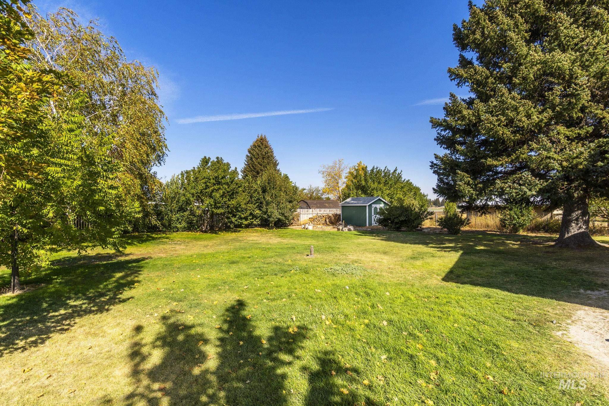 3395 Parke Ave.