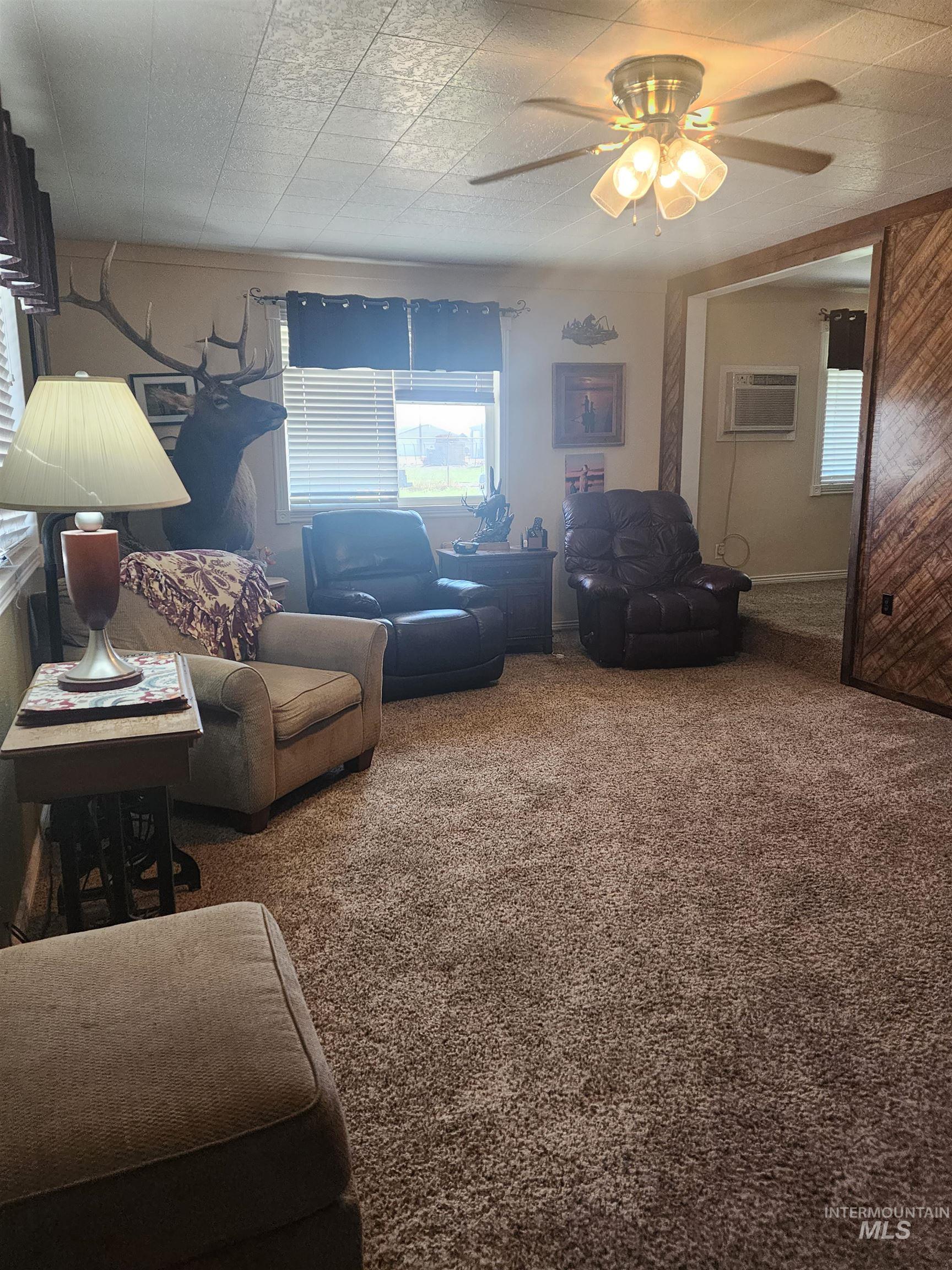 104 N 6th Street E